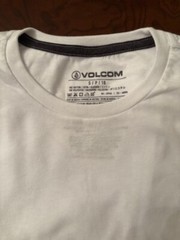 Volcom White T-Shirt SMALL New Without Tag Logo on Sleeve