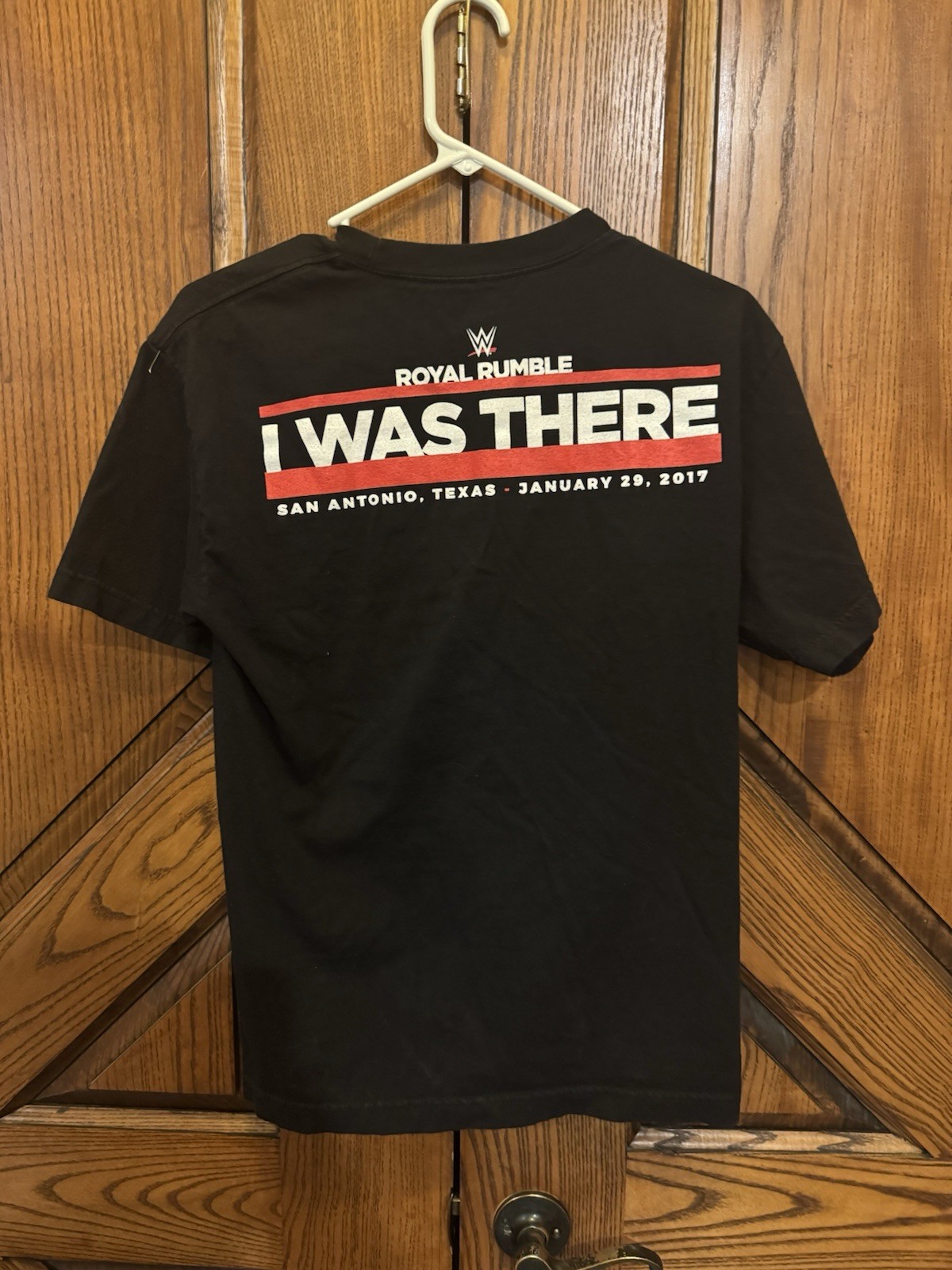Royal Rumble T-shirt Adult Size M Black Short Sleeve Mens 30th Anniversary 2017 gallery