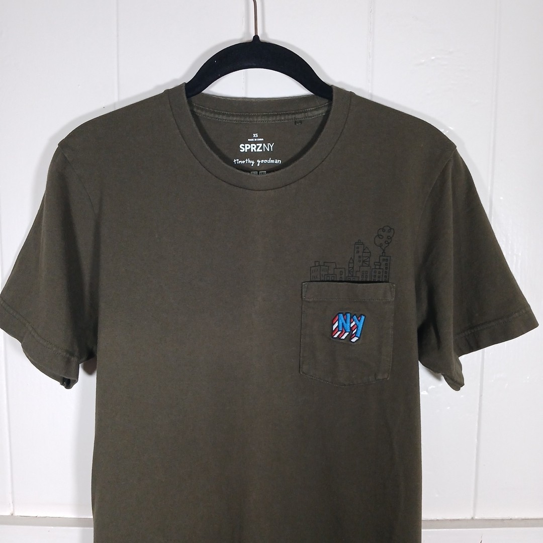 Uniqlo SPRZ NY × Timothy Goodman Shirt Men's XS Olive Graphic Pocket NYC Map Art gallery