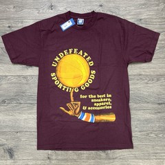 Undefeated T Shirt Tee Size Medium Mens Sporting Goods Burgundy Plum Basketball