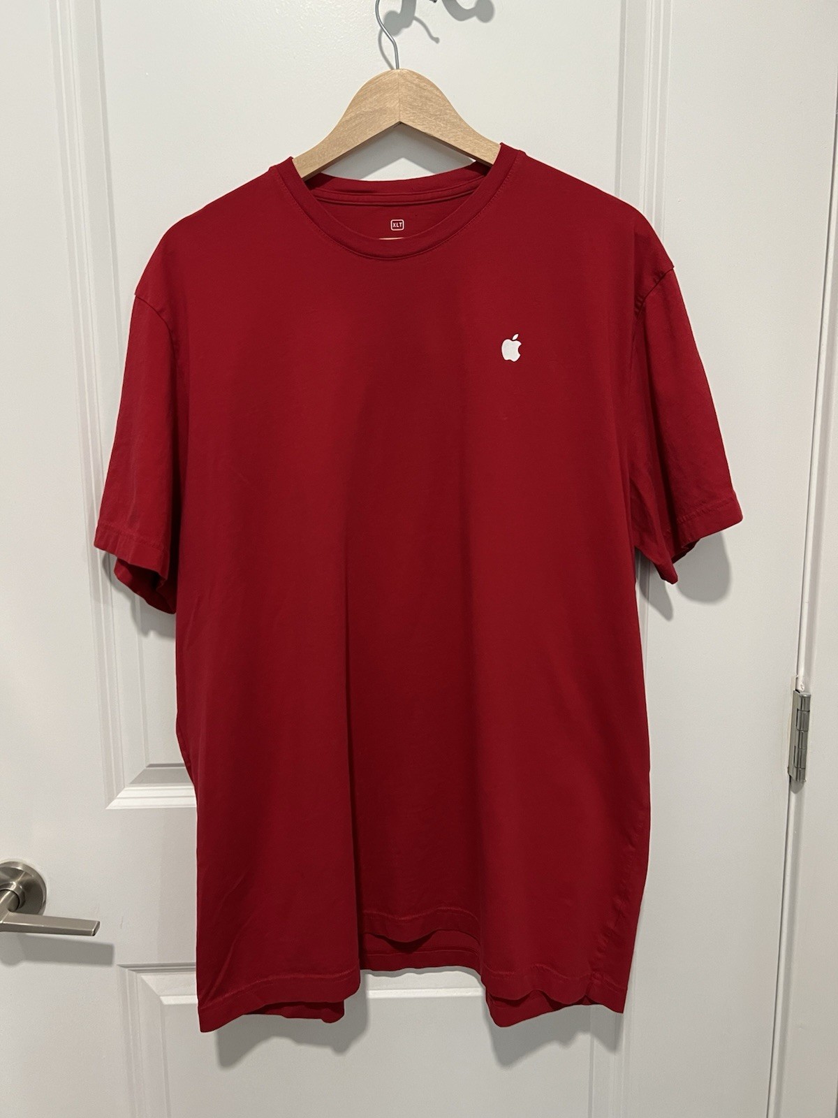 Apple Store Employee T-Shirt Tee Red Cotton USA Mens Xtra Large XL gallery
