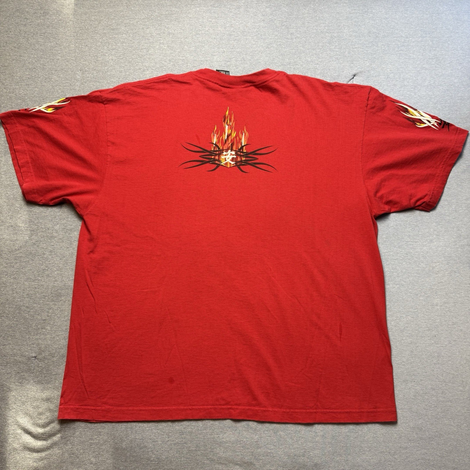 No Boundaries white dragon fire graphics red t shirt Men Size 2XL gallery