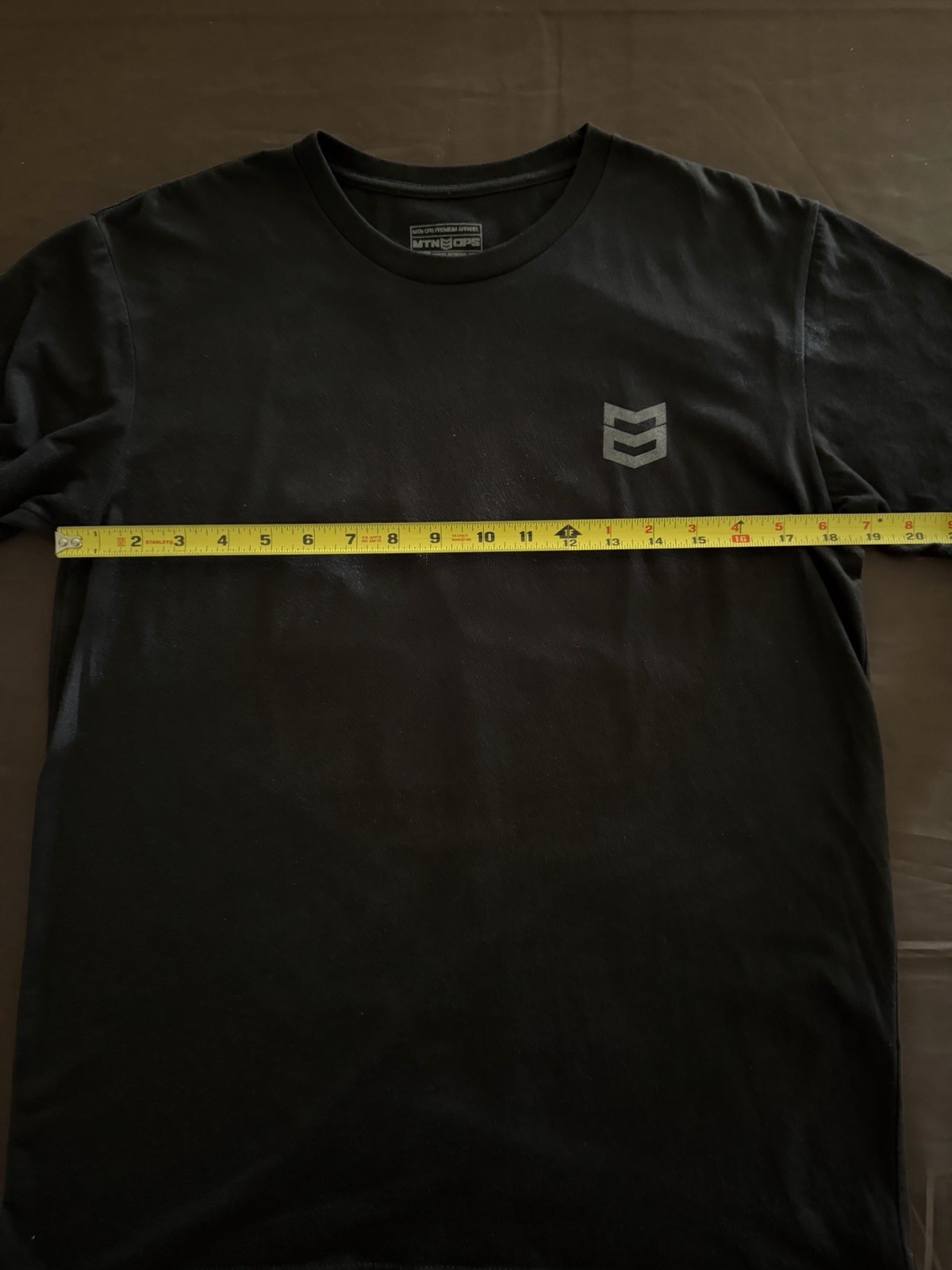MTN Ops Men’s medium Black Mule Deer Shirt gallery