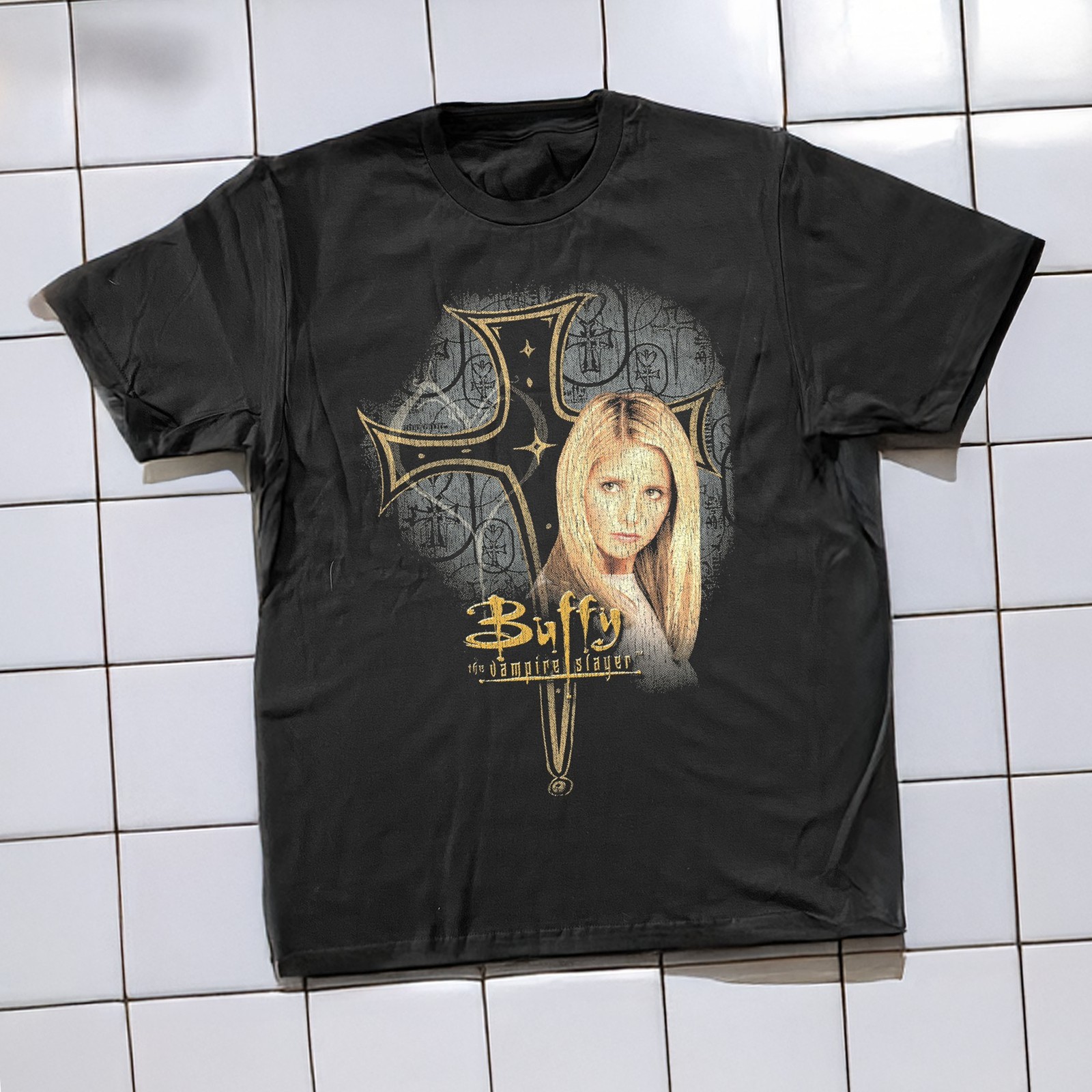 1998 Buffy The Vampire Slayer Aged T-Shirt Black L