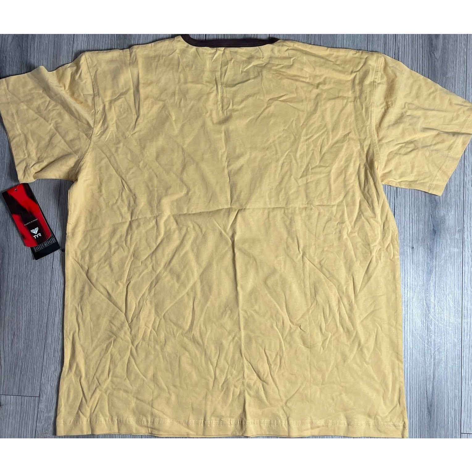 TYR Men's ALWAYS IN FRONT Tshirt Tee Short Sleeve - Gold - Size XXL - $40 gallery