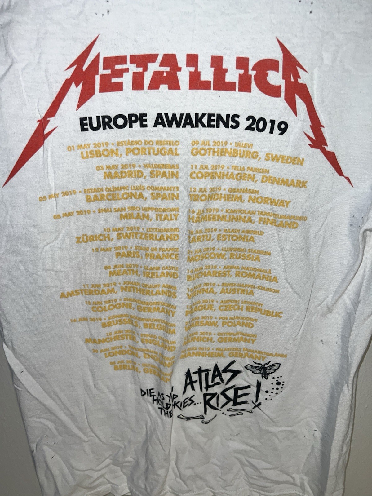 Metallica “Europe Awakens/Atlas Rise” 2019 Tour Tee S – Gildan Heavy Cotton gallery