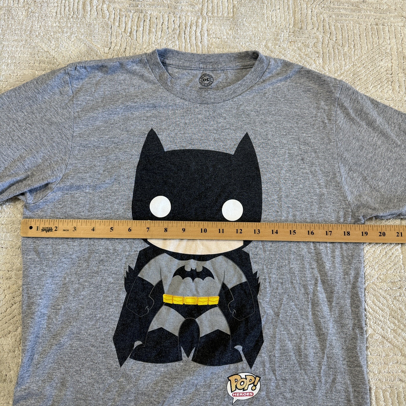 DC Comics Originals T-Shirt Mens Medium Gray Batman Funko Pop Graphic Tee Top gallery