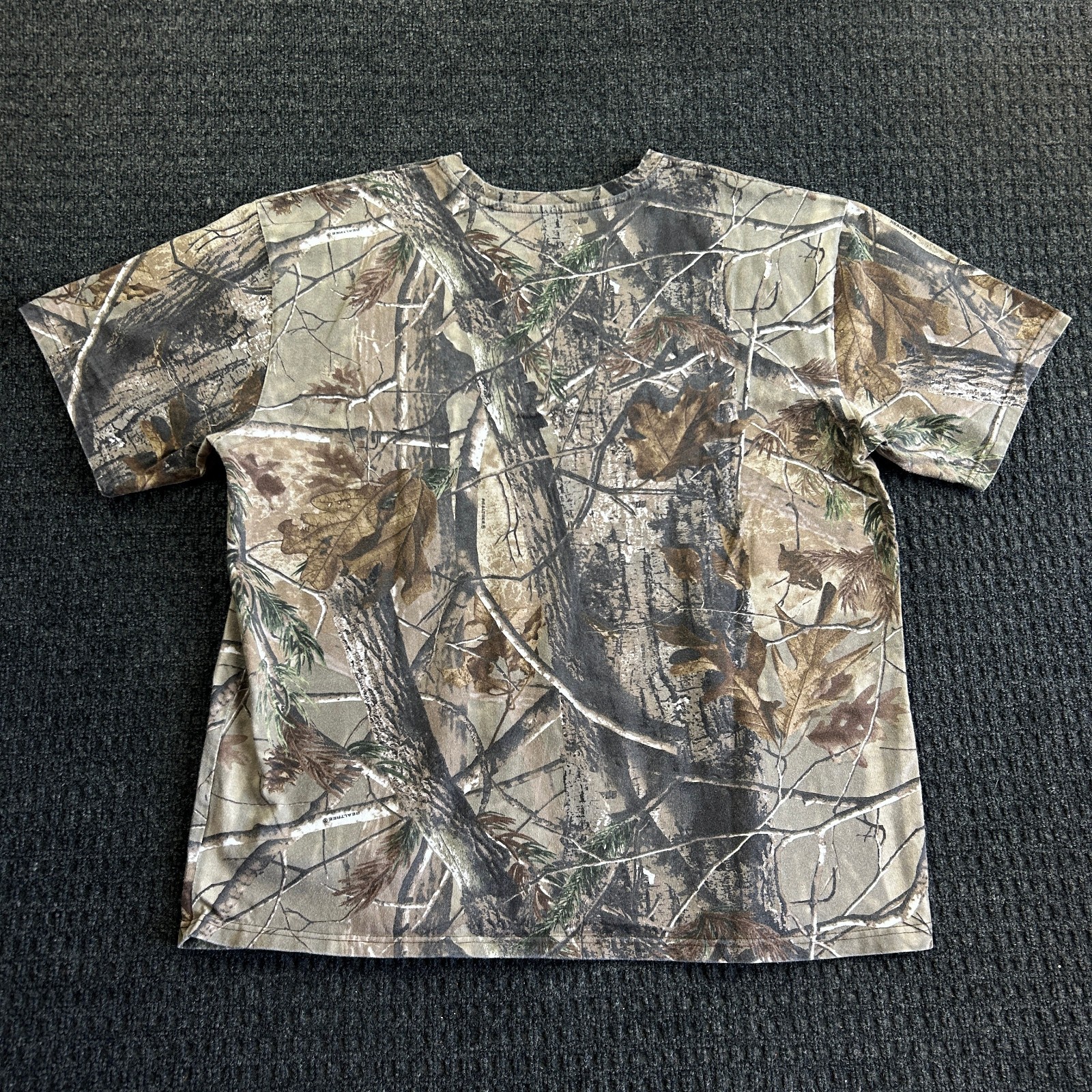 Vintage RealTree AP Camo Pocket T Shirt 2XL Red Head Woodland Tree Hunting gallery