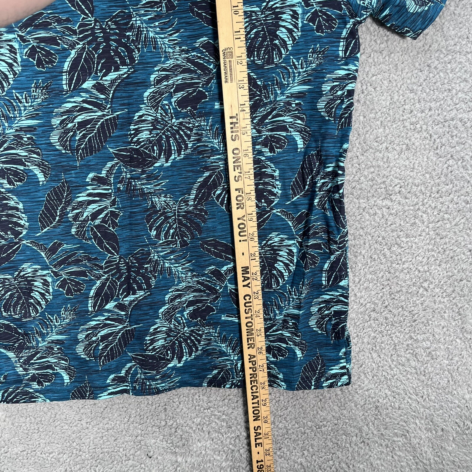 Trademark Company 81 Shirt Adult Medium Blue Preppy Aloha Beach Hawaiian NEW gallery