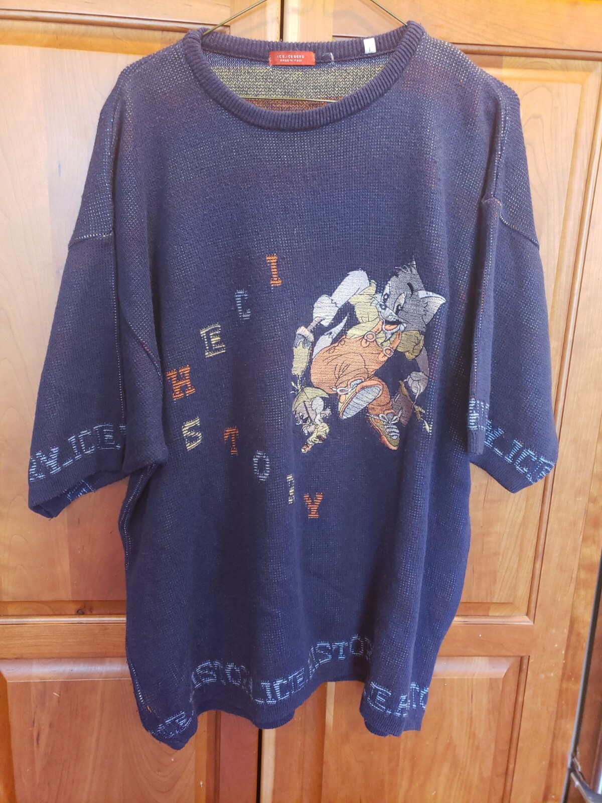 Vtg Iceberg History Tom and Jerry Cartoon SS Sweater Shirt Italy Size Large gallery