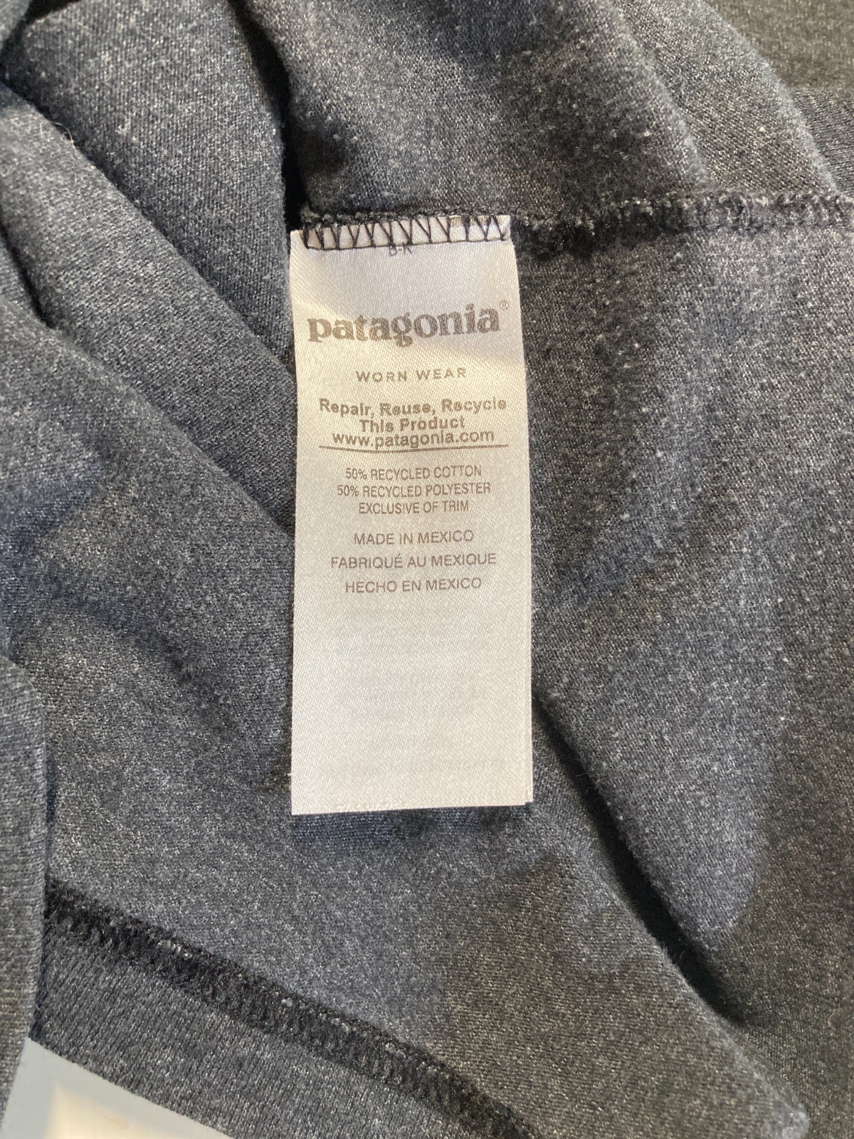 Patagonia Mens Size M Recycled Cotton Poly Gray Logo Short Sleeve Tee Shirt gallery