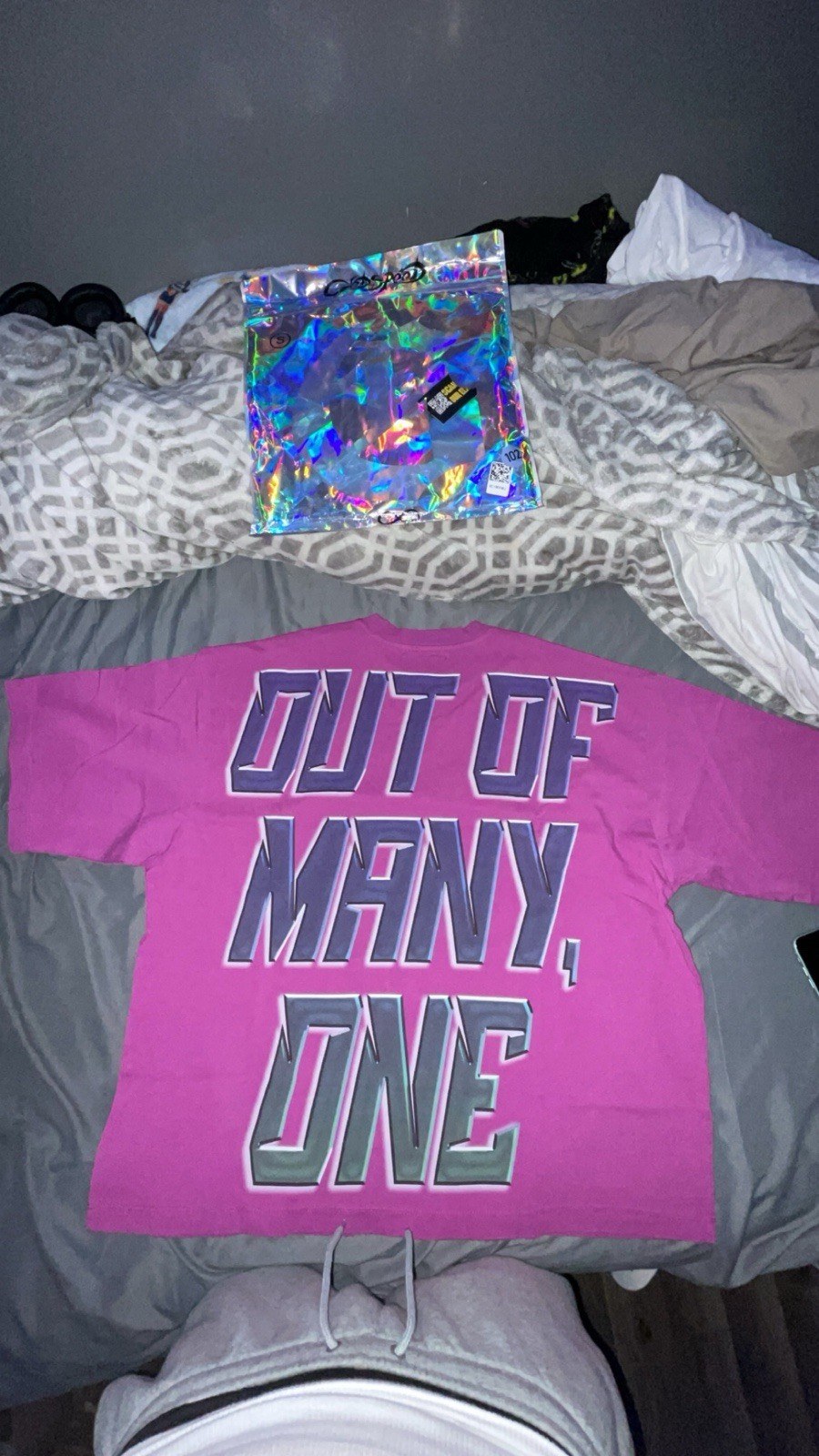 Godspeed Men's Pink Size S Short Sleeve T-Shirt Statue of Liberty "Out Of Many" gallery