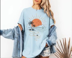 Coastal Sunset Comfort Tee Beach Ocean Vacation Relaxed Fit Soft Feel