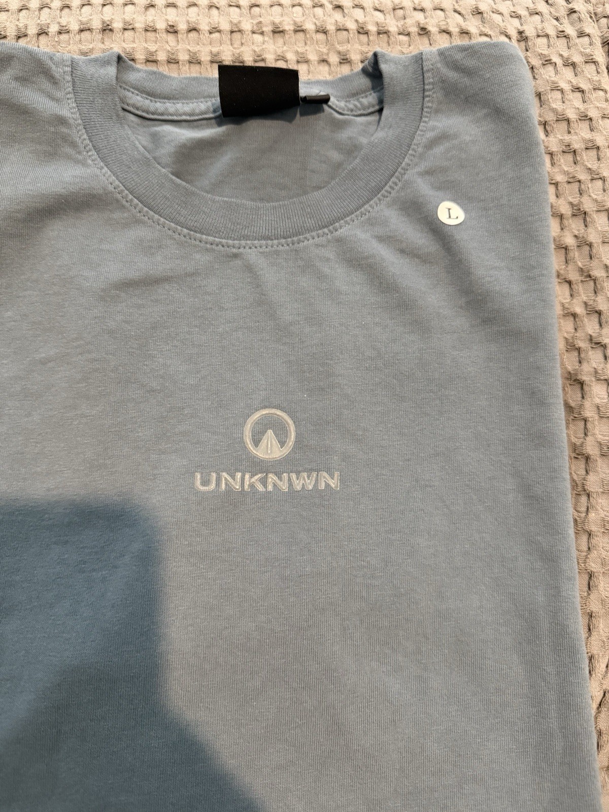 UNKNWN T-Shirt (LeBron James Brand) – Men’s Size L gallery