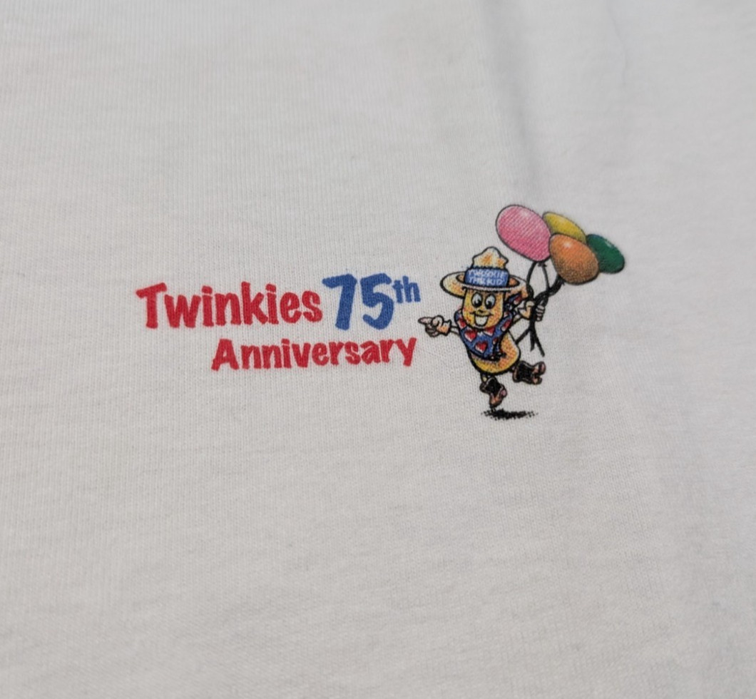 Vintage Y2K Hostess Twinkies Birthday Twinkie the Kid T-Shirt 2000 75th Size XL gallery