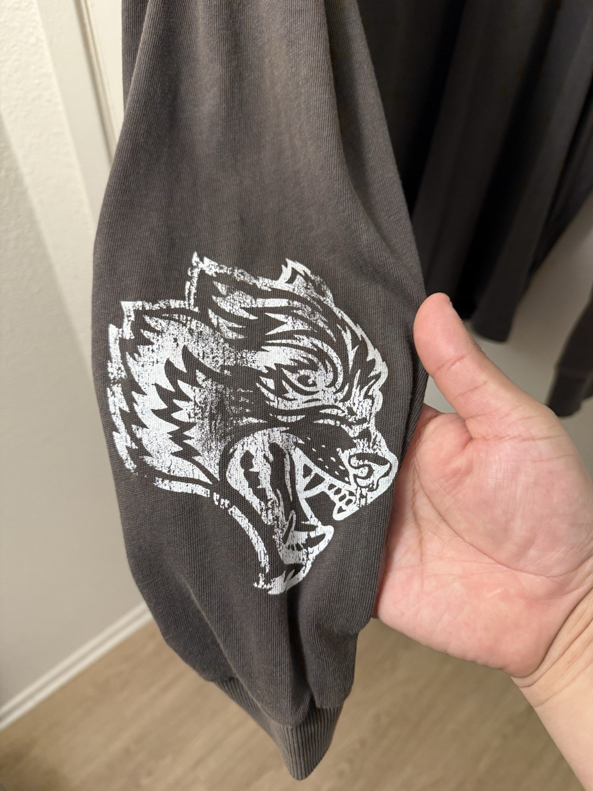 Darc Sport Wolves Long Sleeve Large gallery