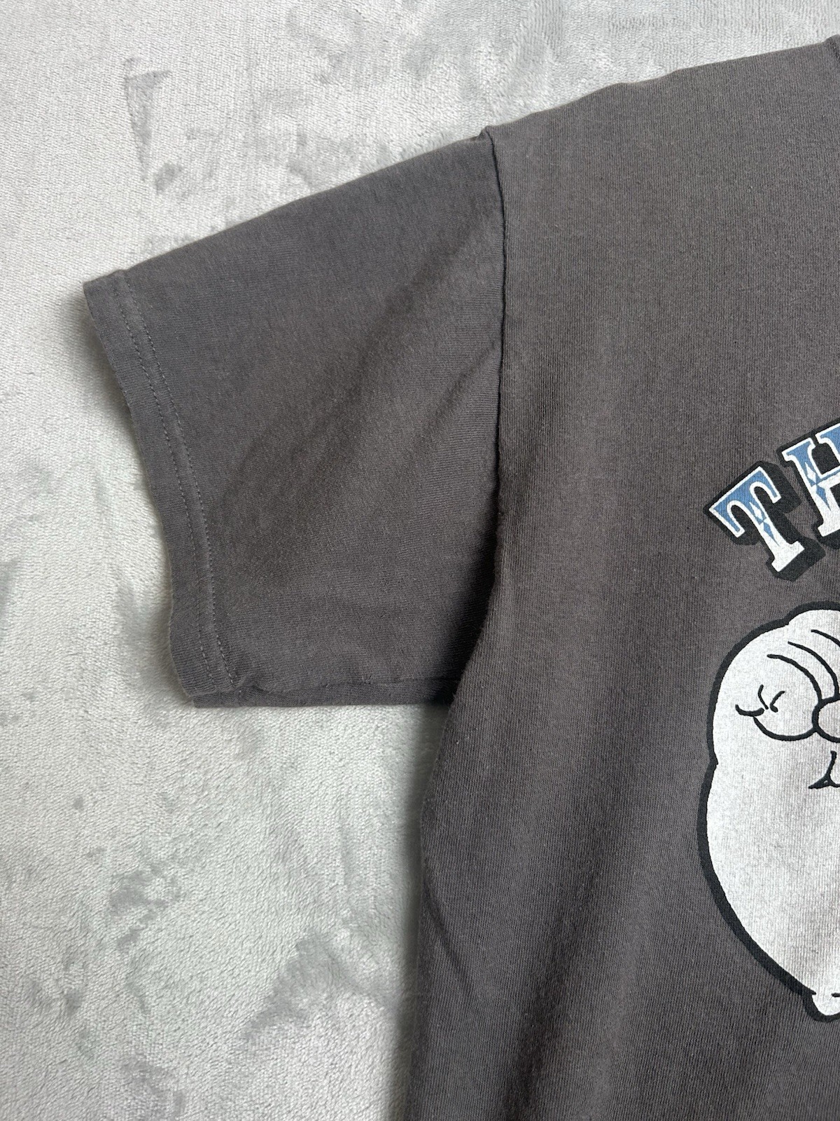 Vintage Y2K Popeye the Sailor Man T-Shirt Medium These Guns Are Loaded Cartoon gallery
