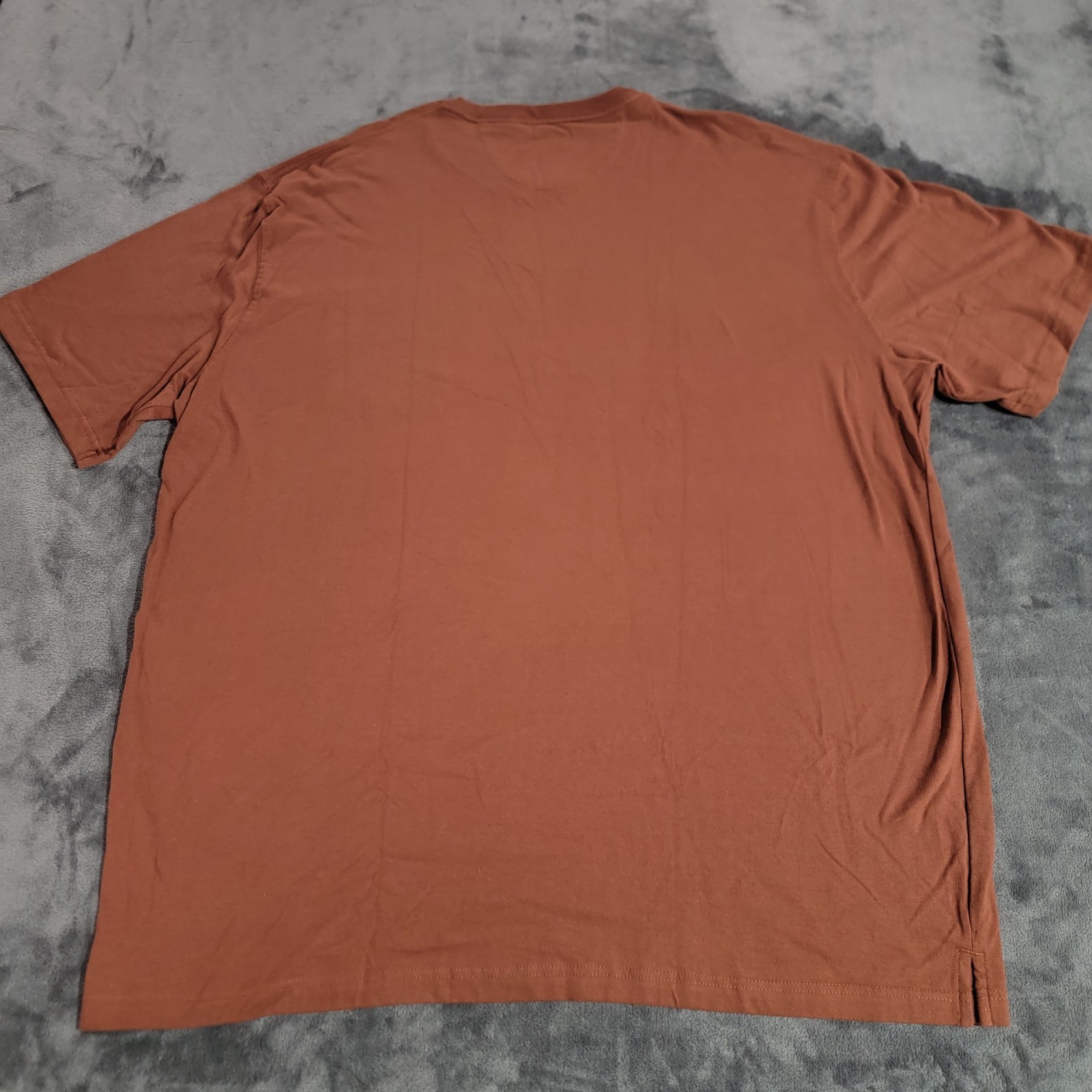 Duluth Trading Shirt Men XXL Brown Longtail Relaxed Fit Pocket Tee Work NWT gallery