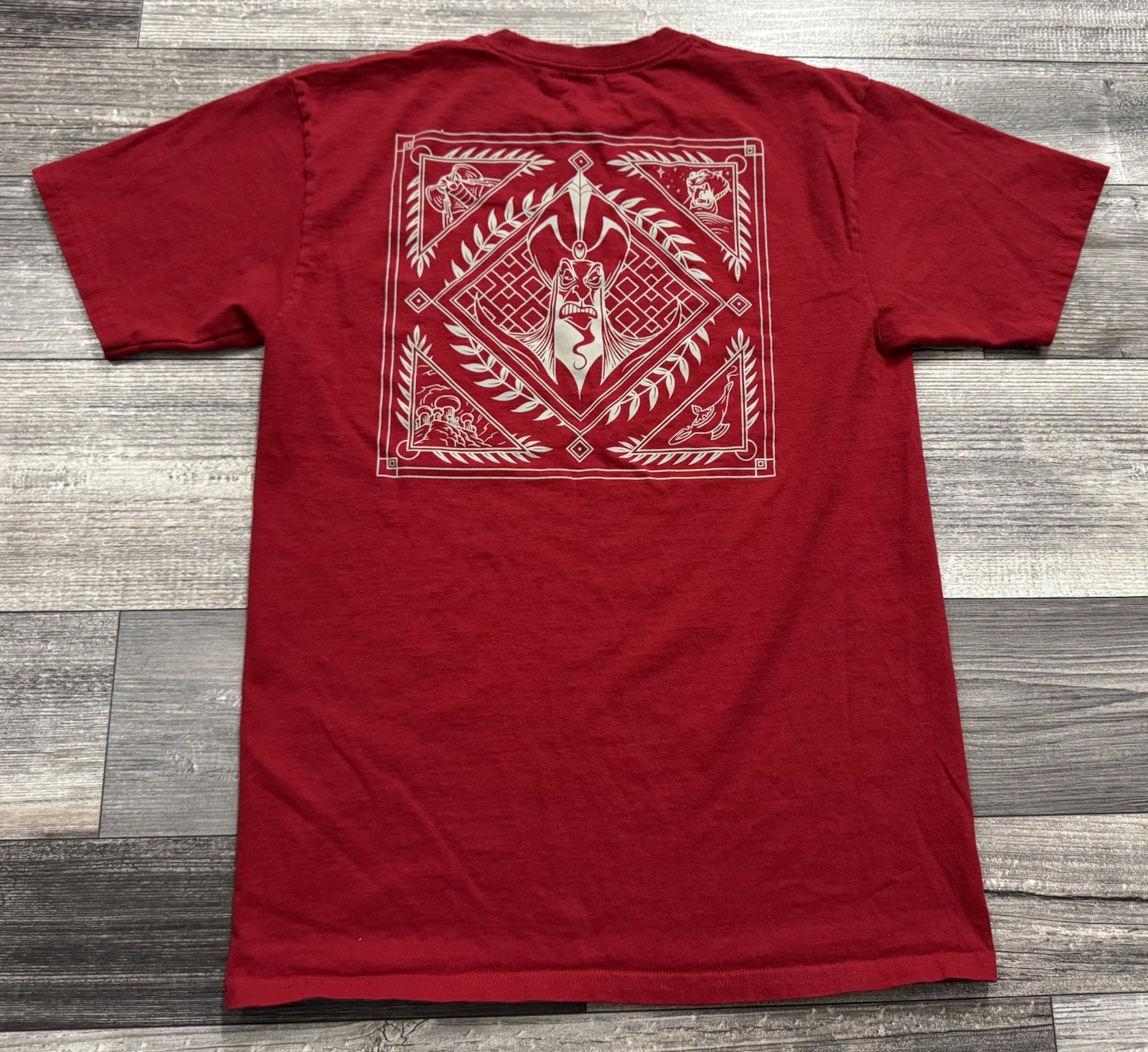 Disney x Vans Aladdin Jafar Lamp Shirt Mens Medium Red Short Sleeve Movie Tee gallery