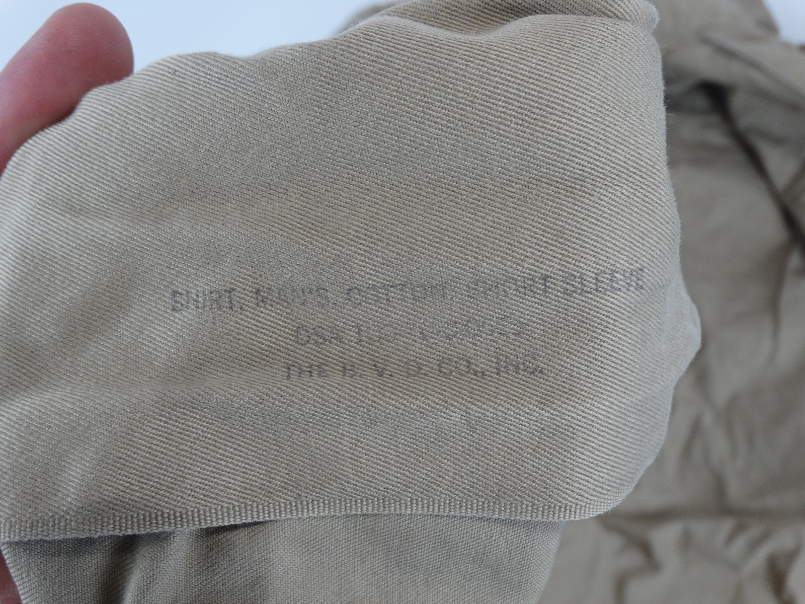 1970 Vietnam WarUS Army Man's Khaki Short Sleeve Shirt (sz M) DSA100-70-C-0525 gallery