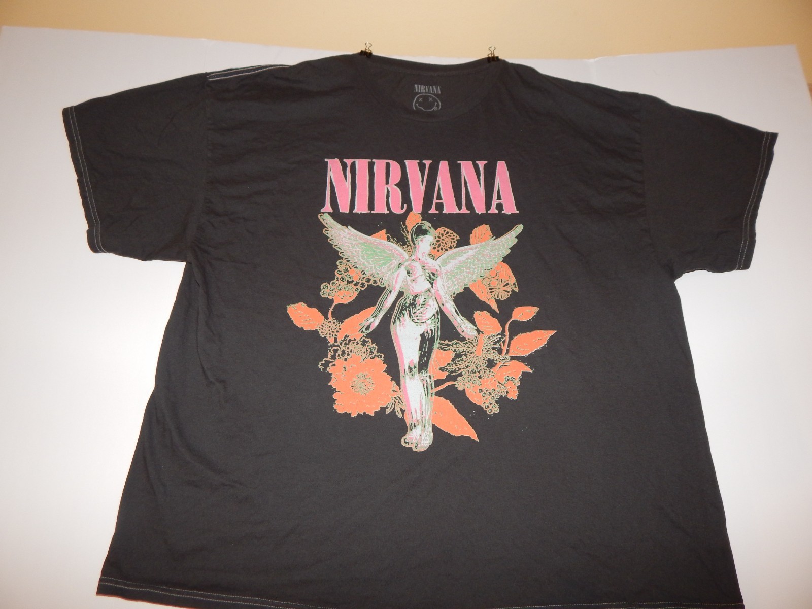 🪽 Nirvana “In Utero” Angel Tee 1x/2x (25) gallery