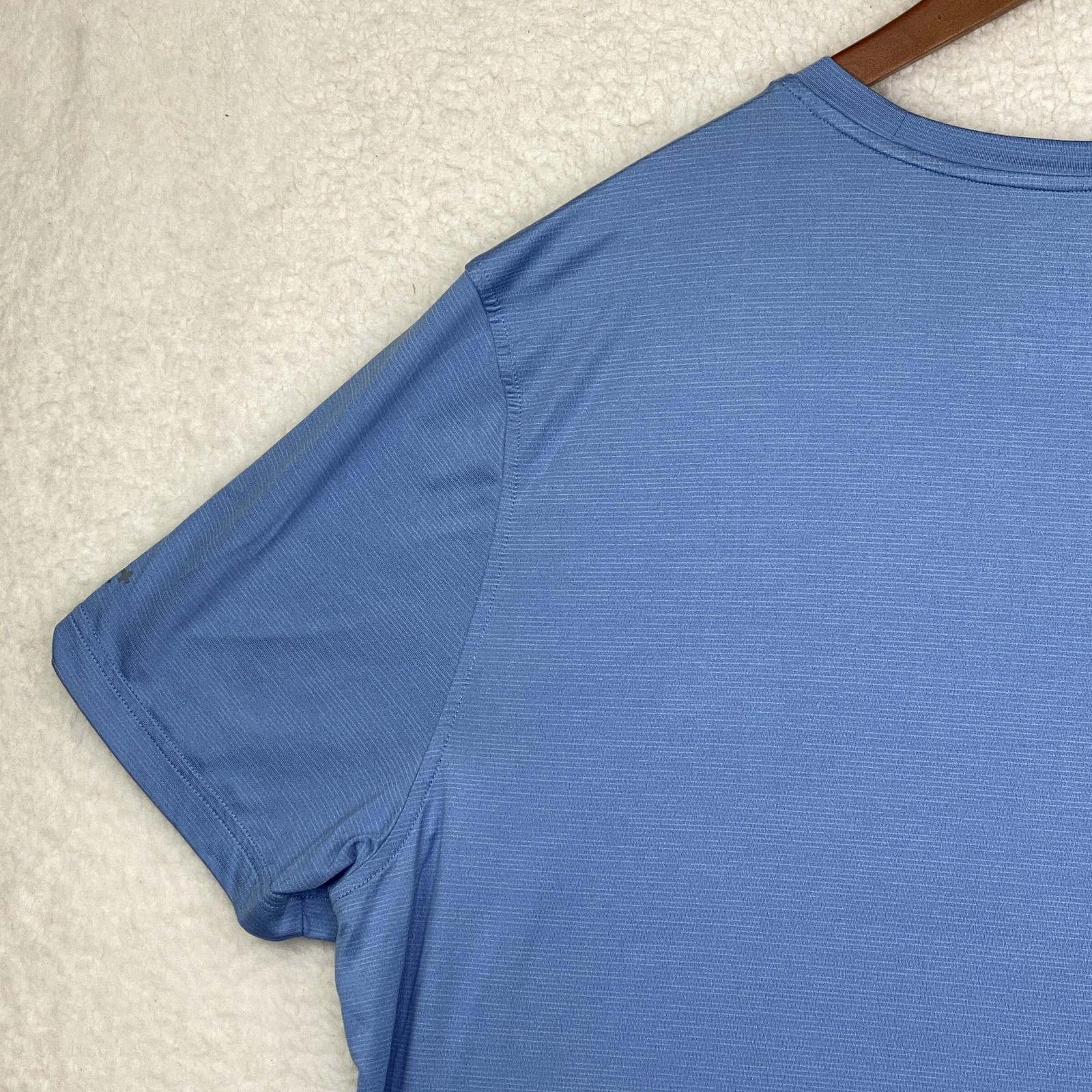 Speedo Shirt Mens 2XL Blue Tagless UV Protection Crew Neck Polyester Spandex gallery