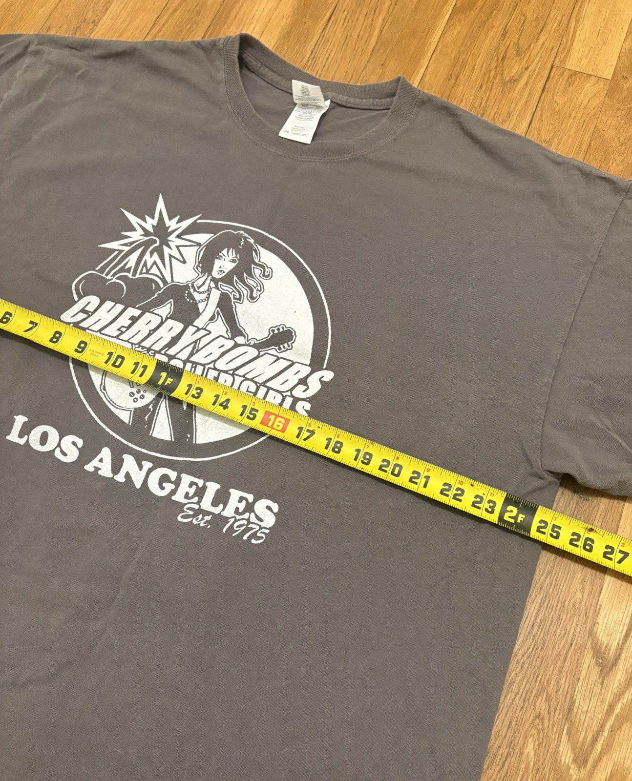 Vintage Cherry Bombs Roller Girls Los Angeles Men’s T Shirt Tee Gray 2XL gallery