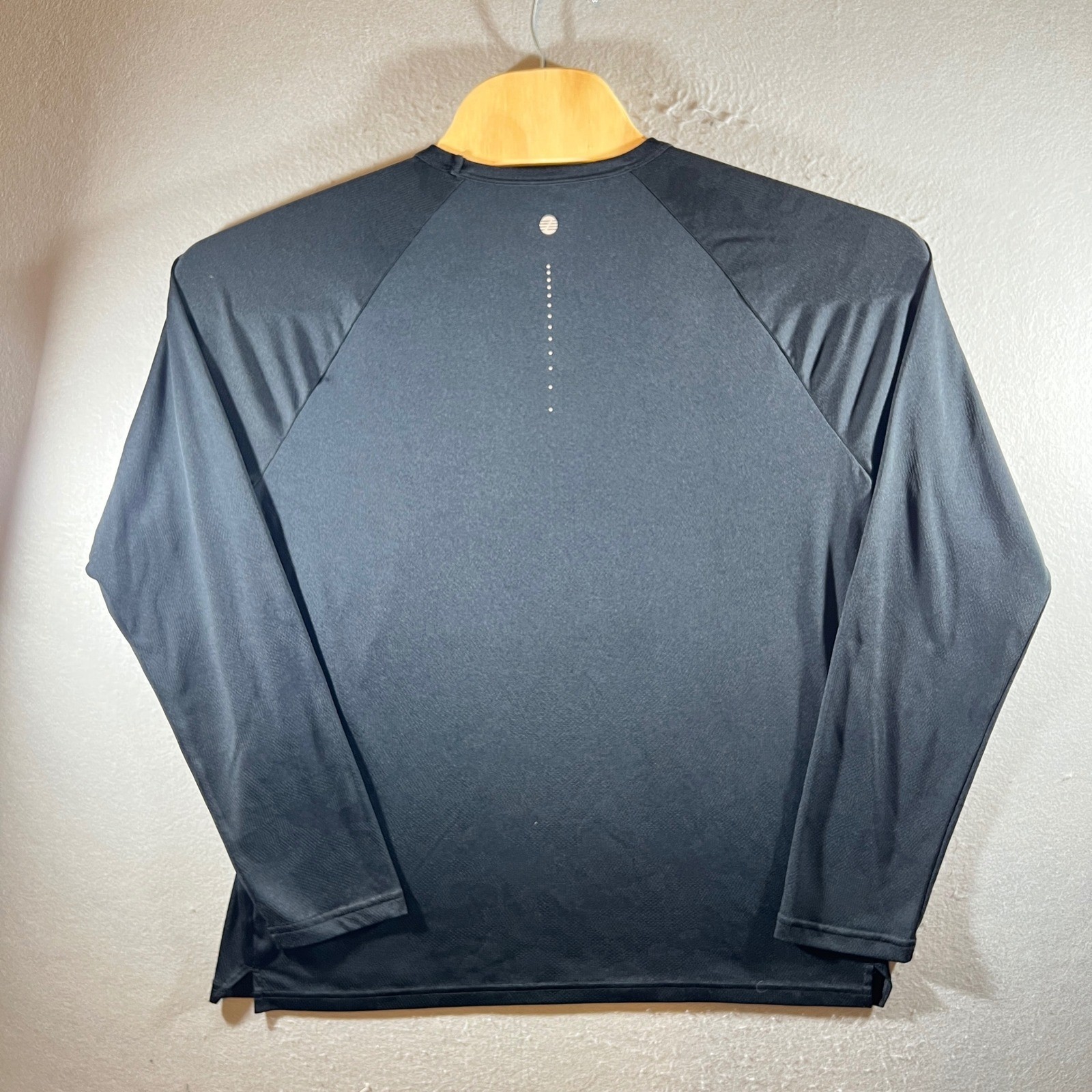 1010 | Z by Zella Performance Raglan Long Sleeve Athletic Tee Black Mens L gallery
