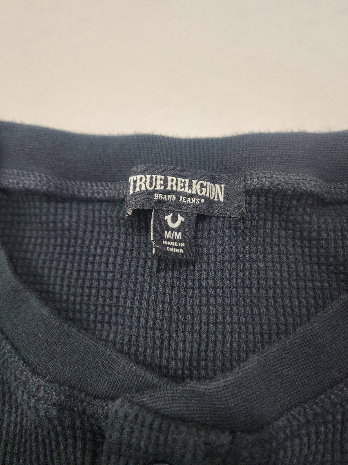 True Religion Thermal Shirt Mens M Black Horseshoe Logo Waffle Knit Henley Neck gallery