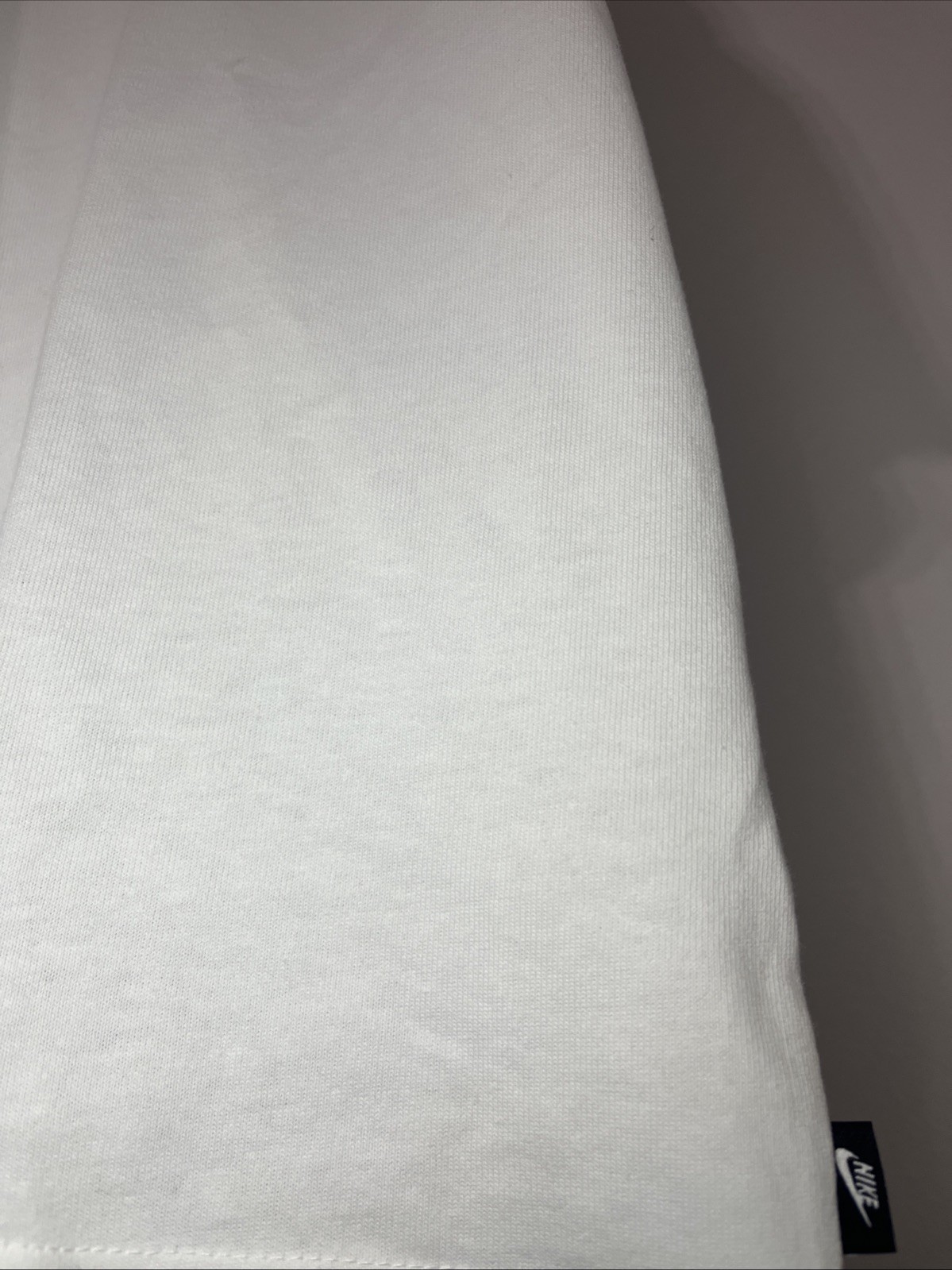 Nike Men's NSW Prem Essential T-Shirt SS Crew Pure White Size XL NEW WITH TAGS gallery