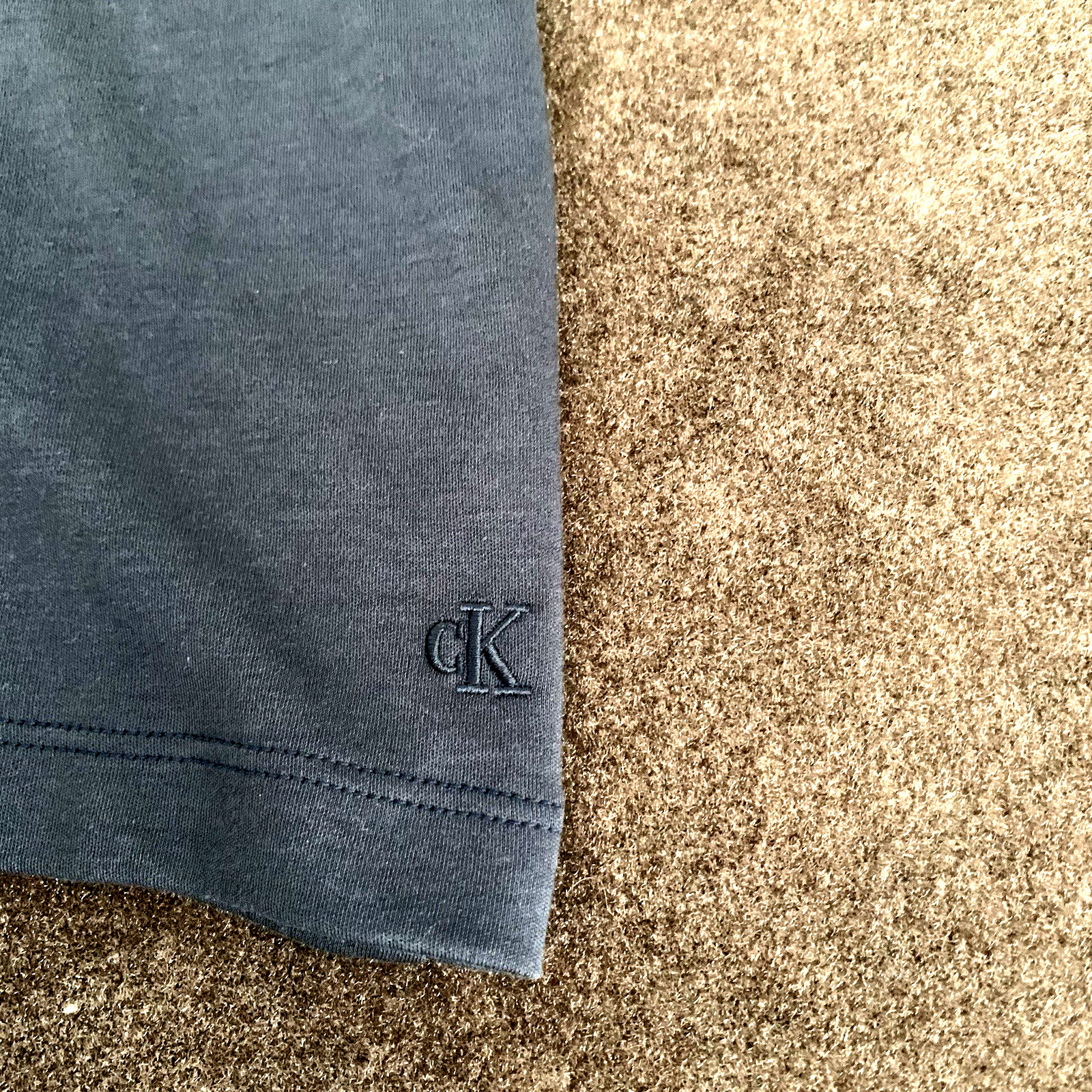Calvin Klein Mens L Short-Sleeve Supima Cotton Soft Interlock T-Shirt Ink Blue gallery
