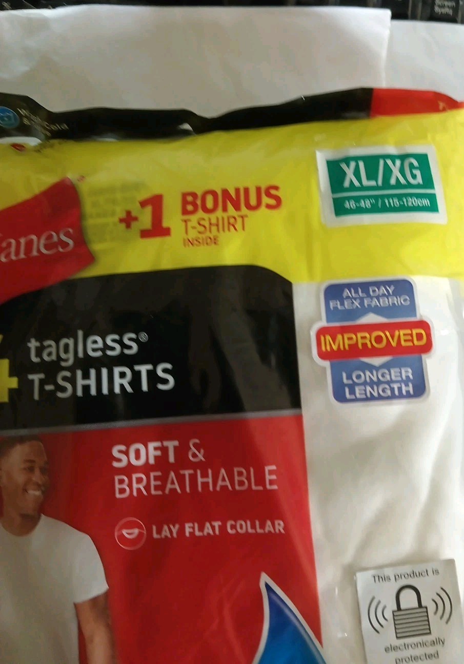 Hanes Men's Tagless Comfortsoft Crewneck TShirt-White, SIZE XL/XG, 46"-48" 4Pack gallery