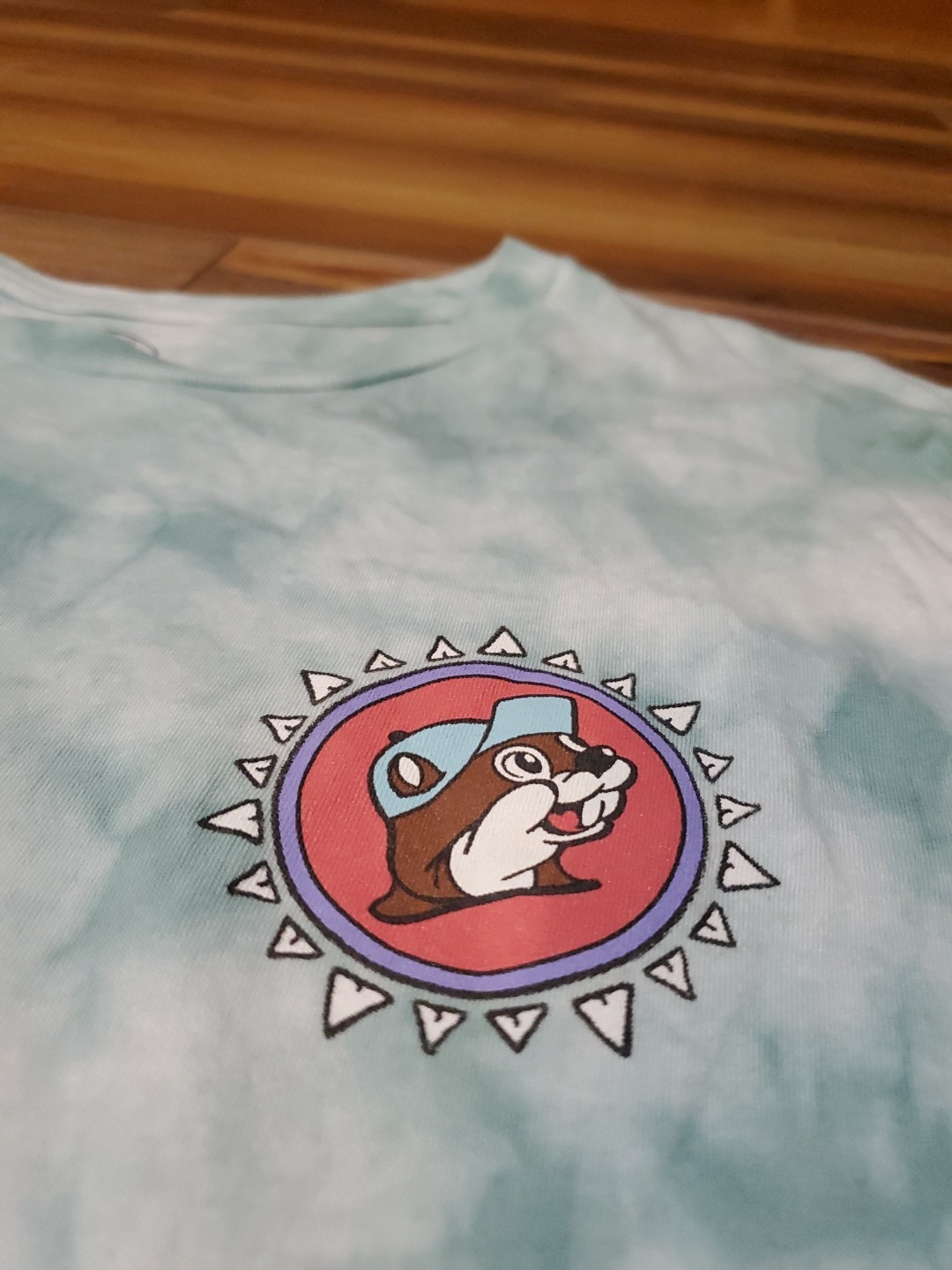 Bucky’s Size Medium Bucees T-Shirt Front and Back Logo Short Sleeve Tie Dye M gallery