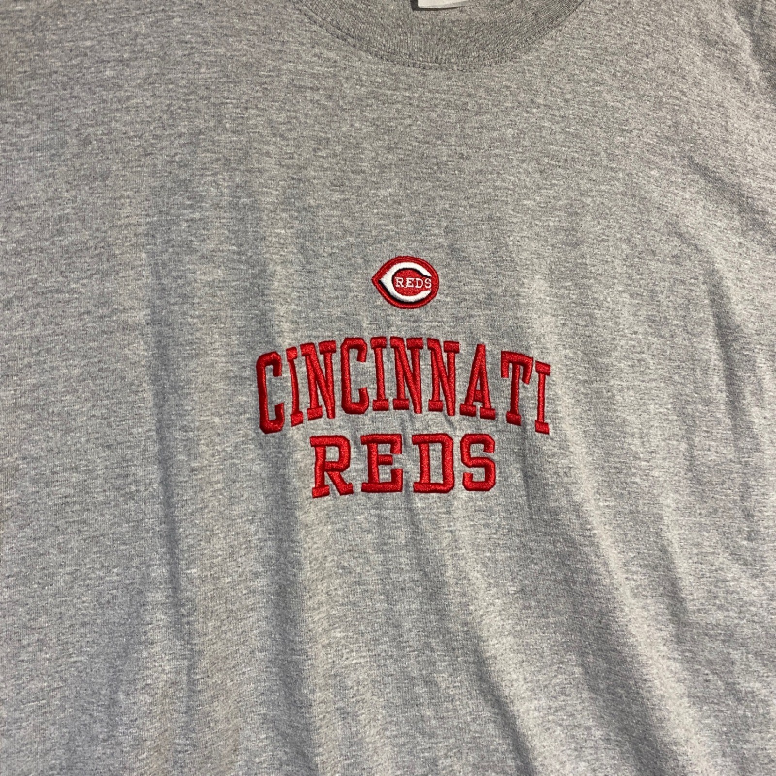 Lee Sport Cincinnati Reds Embroidered T-Shirt Mens large Grey MLB Baseball gallery