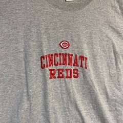 Lee Sport Cincinnati Reds Embroidered T-Shirt Mens large Grey MLB Baseball