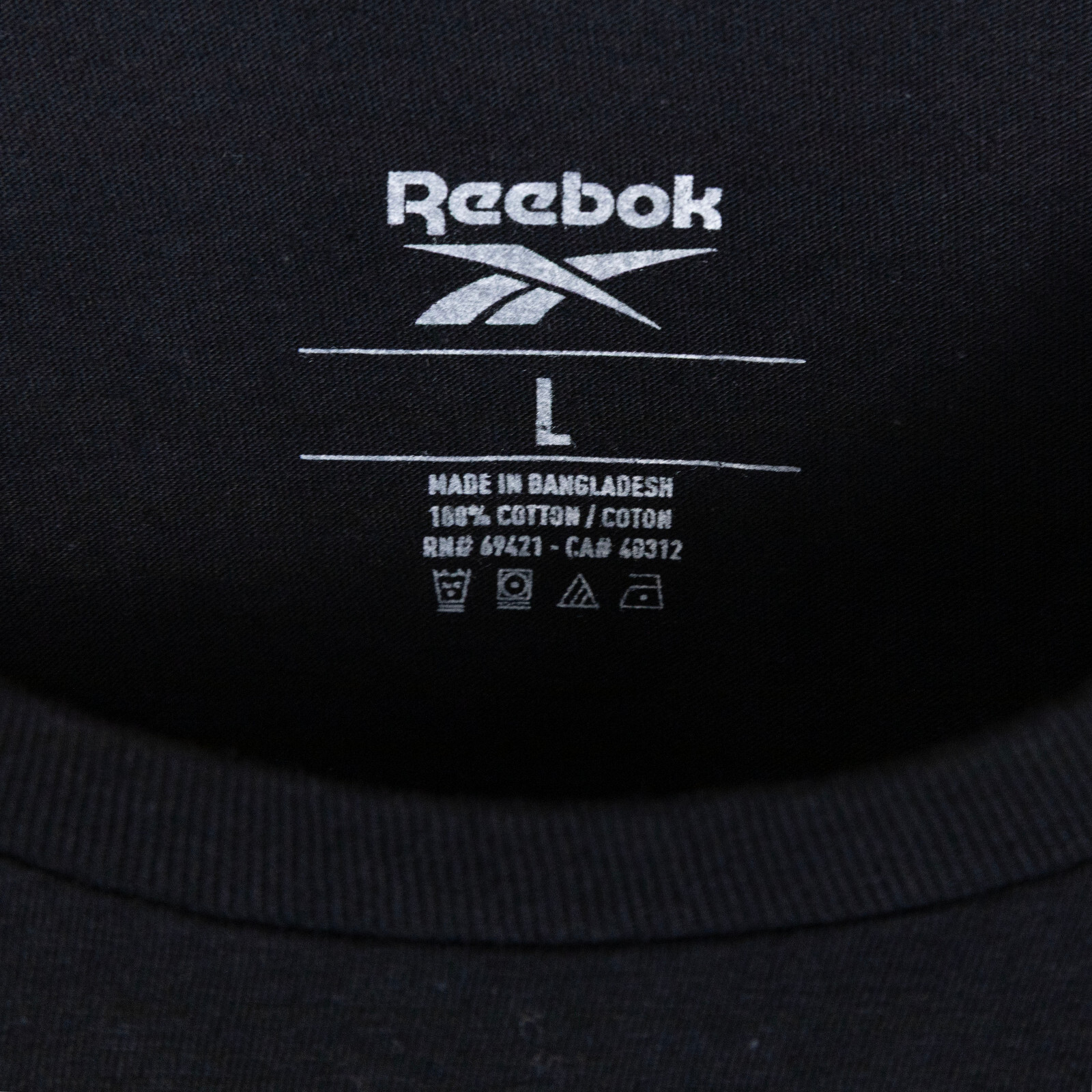 Reebok Men Practice Logo Sneaker Graphic T-Shirt Black Size L gallery