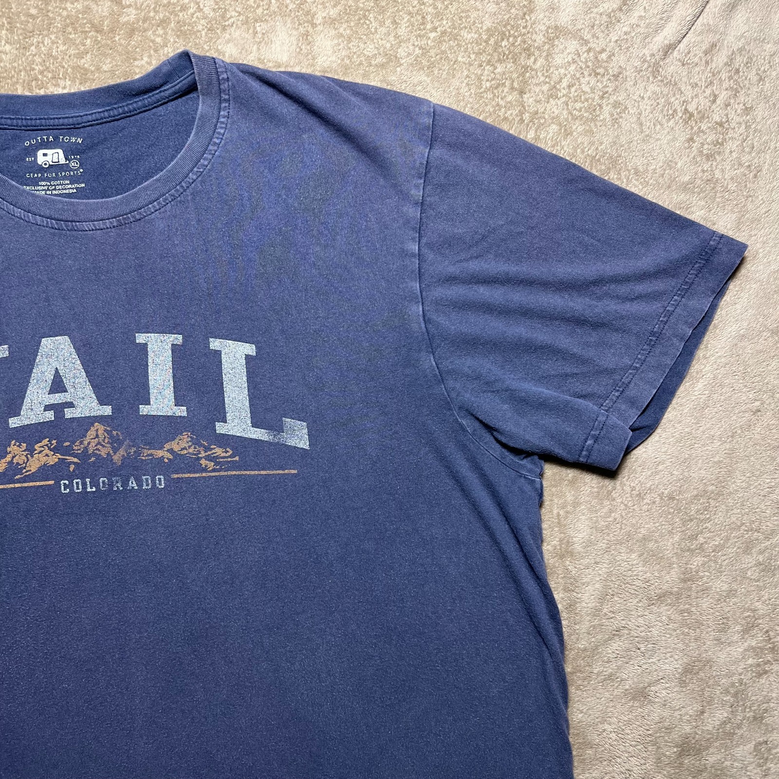 Vail Colorado T Shirt Mens XL Blue Outta Town Vintage Mountain Ski Souvenir Tee gallery