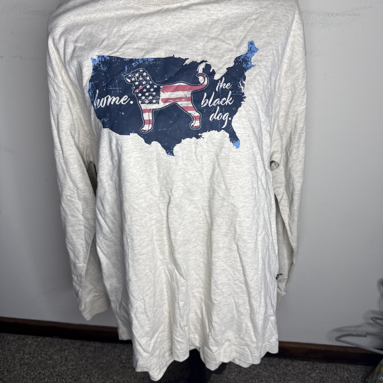 The Black Dog Shirt Mens Size S Classic Collection USA Flag Long Sleeve gallery