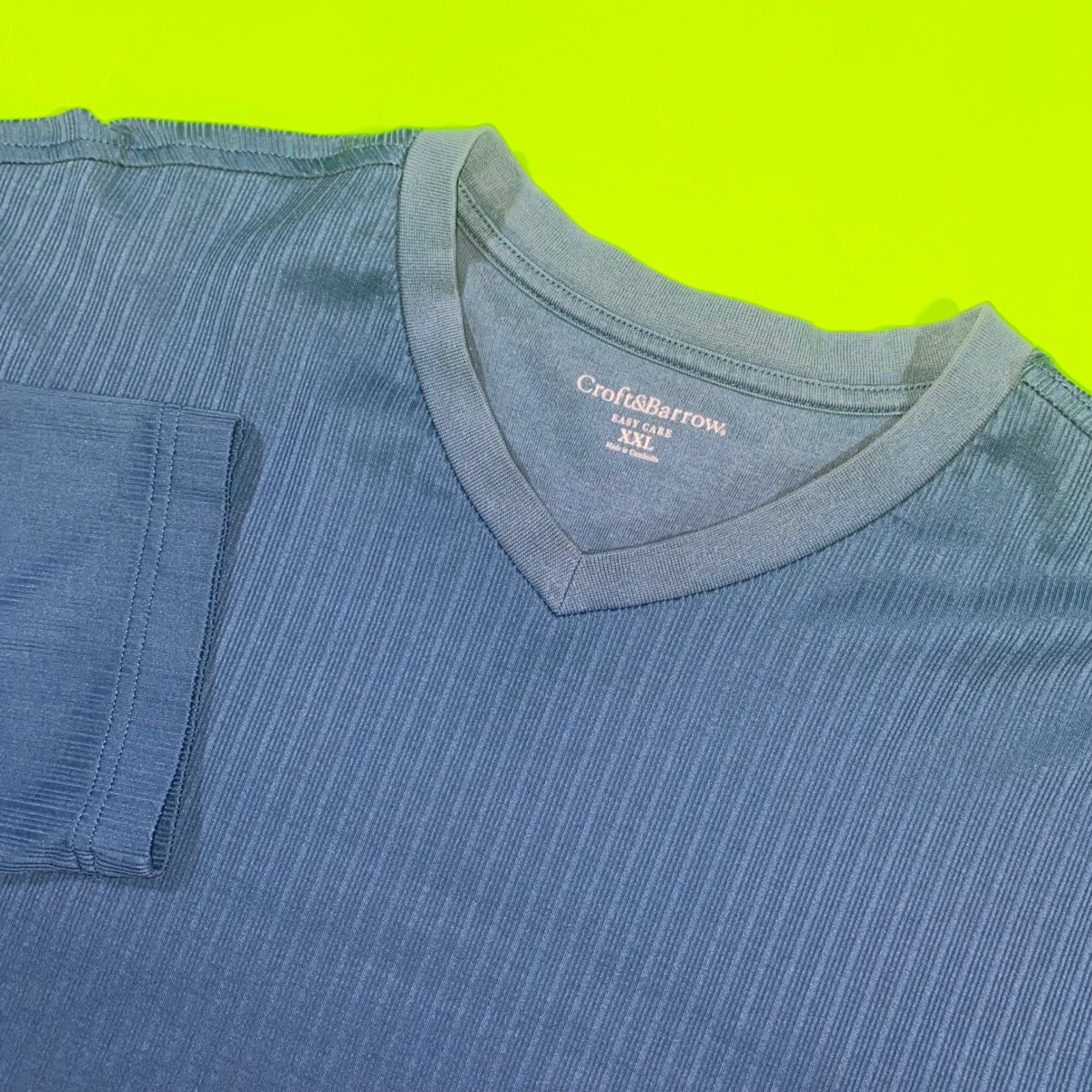 Croft & Barrow Mens XXL Blue Ribbed V-Neck Long Sleeve Easy Care T-Shirt gallery