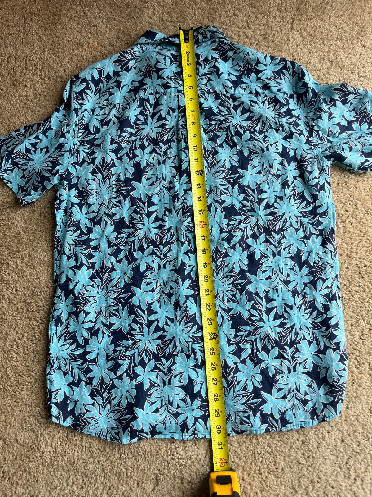 Vineyard Vines Linen Shirt Mens Small Blue Floral Hawaiian Camp NWT Resort gallery