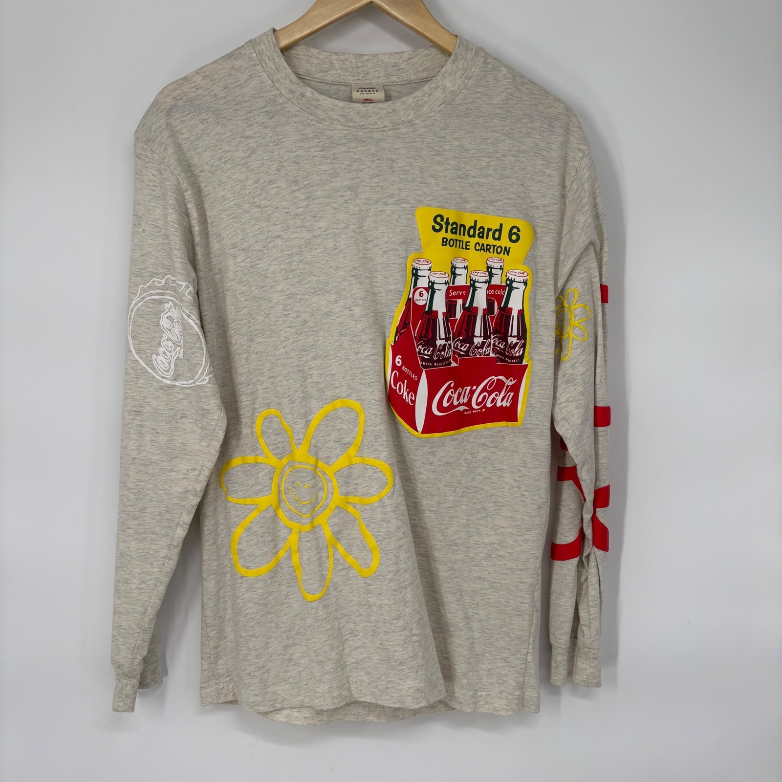 PacSunX Coca-Cola Mens Long Sleeve Graphic Tee Heather Oatmeal Small 2021 Collab gallery
