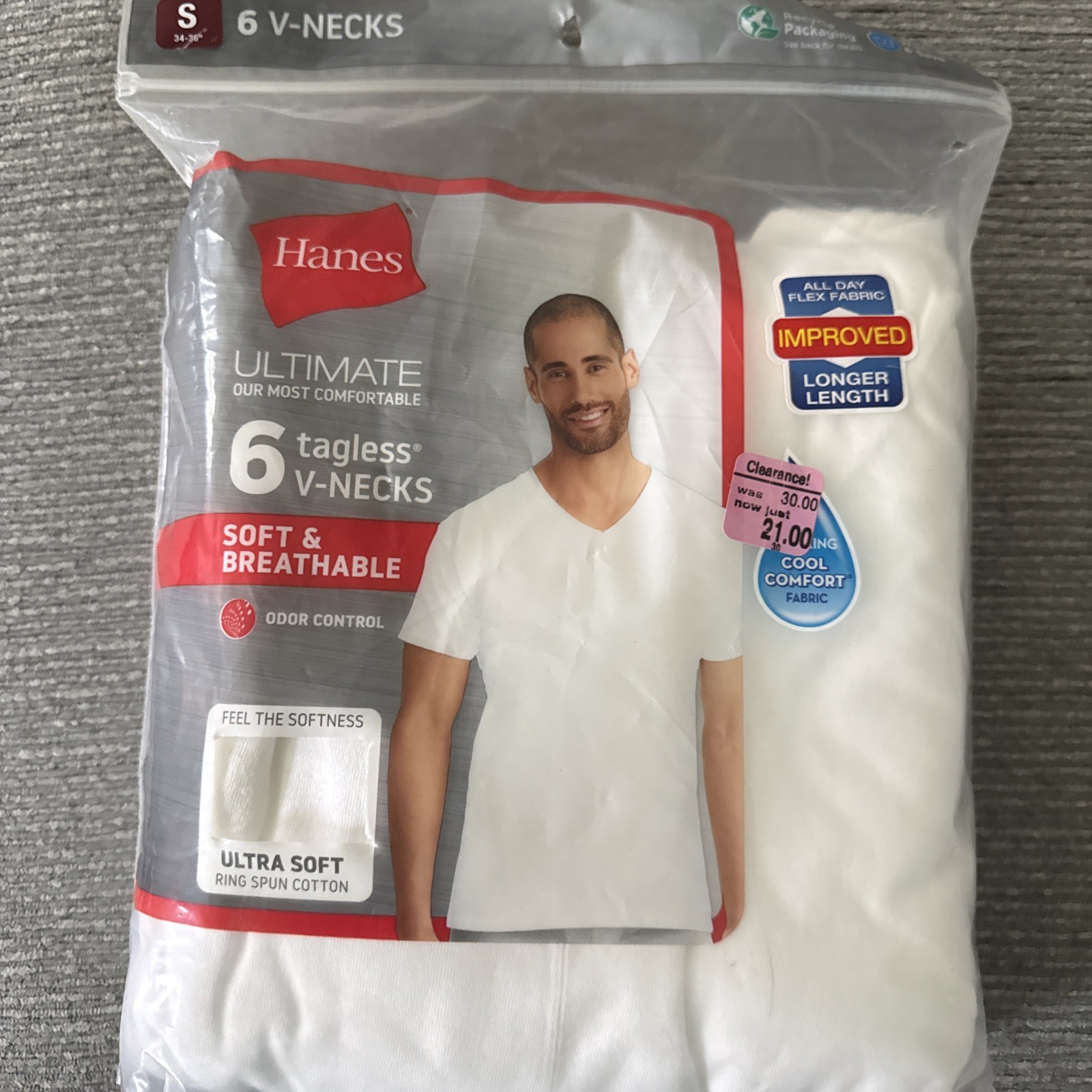 Vtg Hanes Men's tagless V-Necks T-Shirts White 6 Pack Size S (34-36") New In Pkg gallery