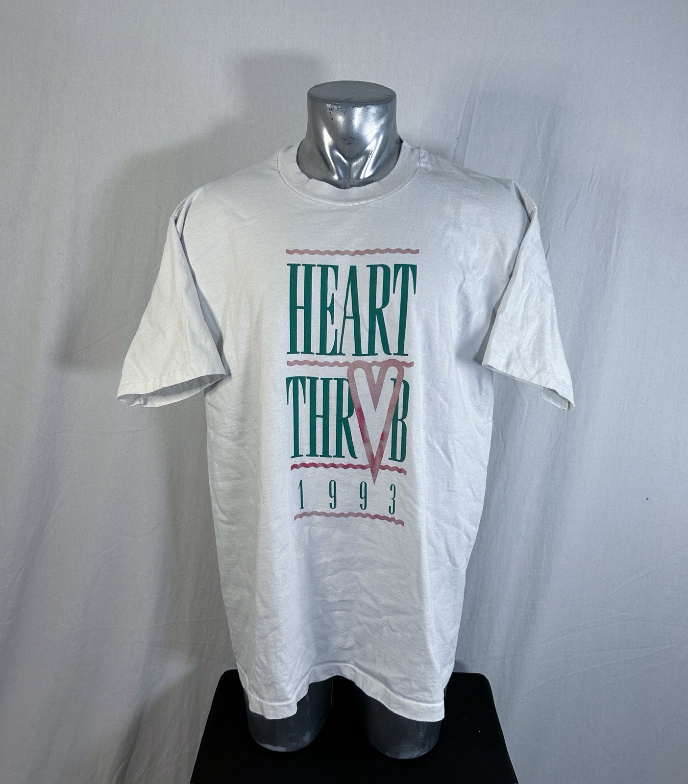 Vintage 90s Single Stitch Band Tee Style Heart Throb Shirt XXL 1993 Marathon USA gallery