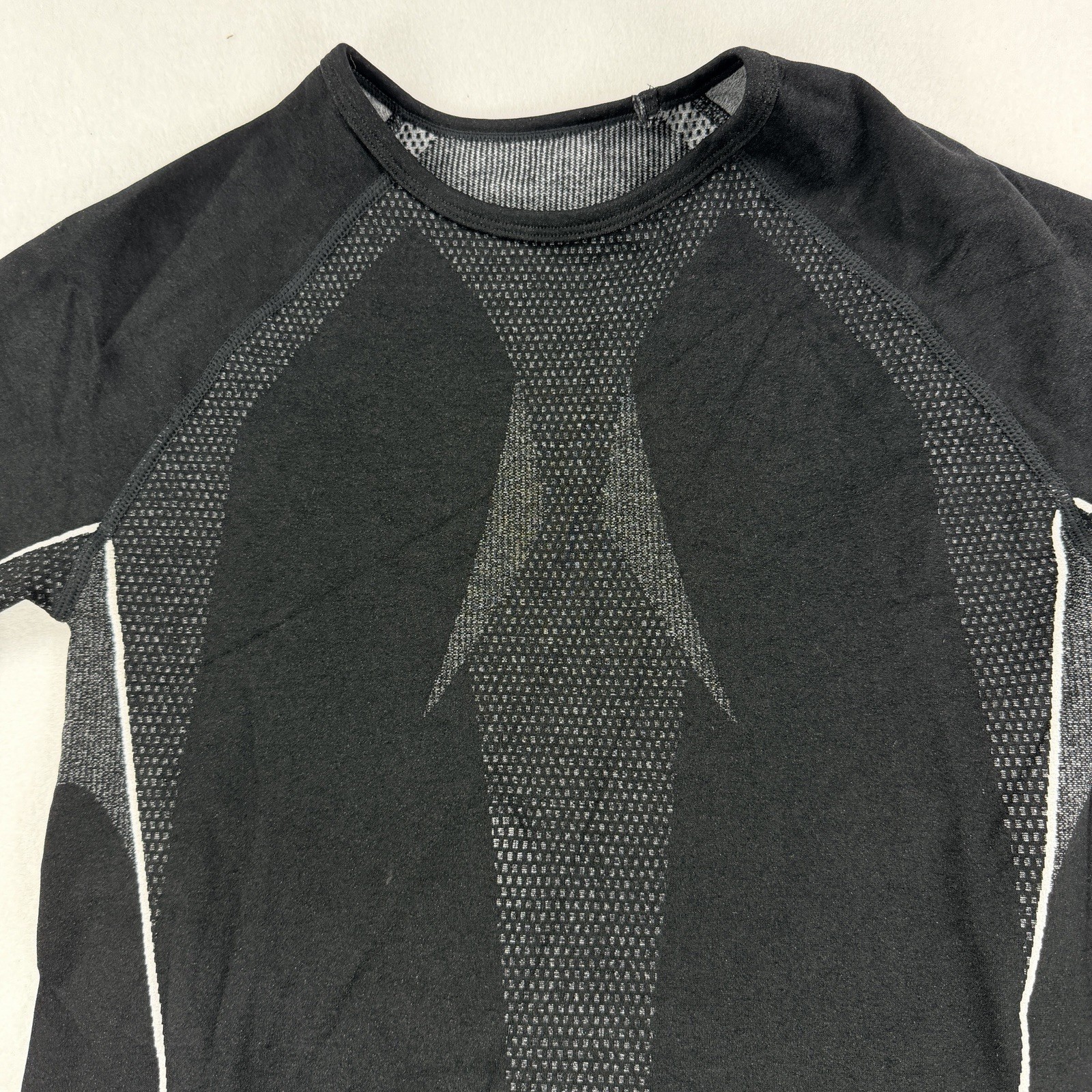 Mens Heat Out Body Cooling System Shirt Compression Black Size Large Stretch gallery