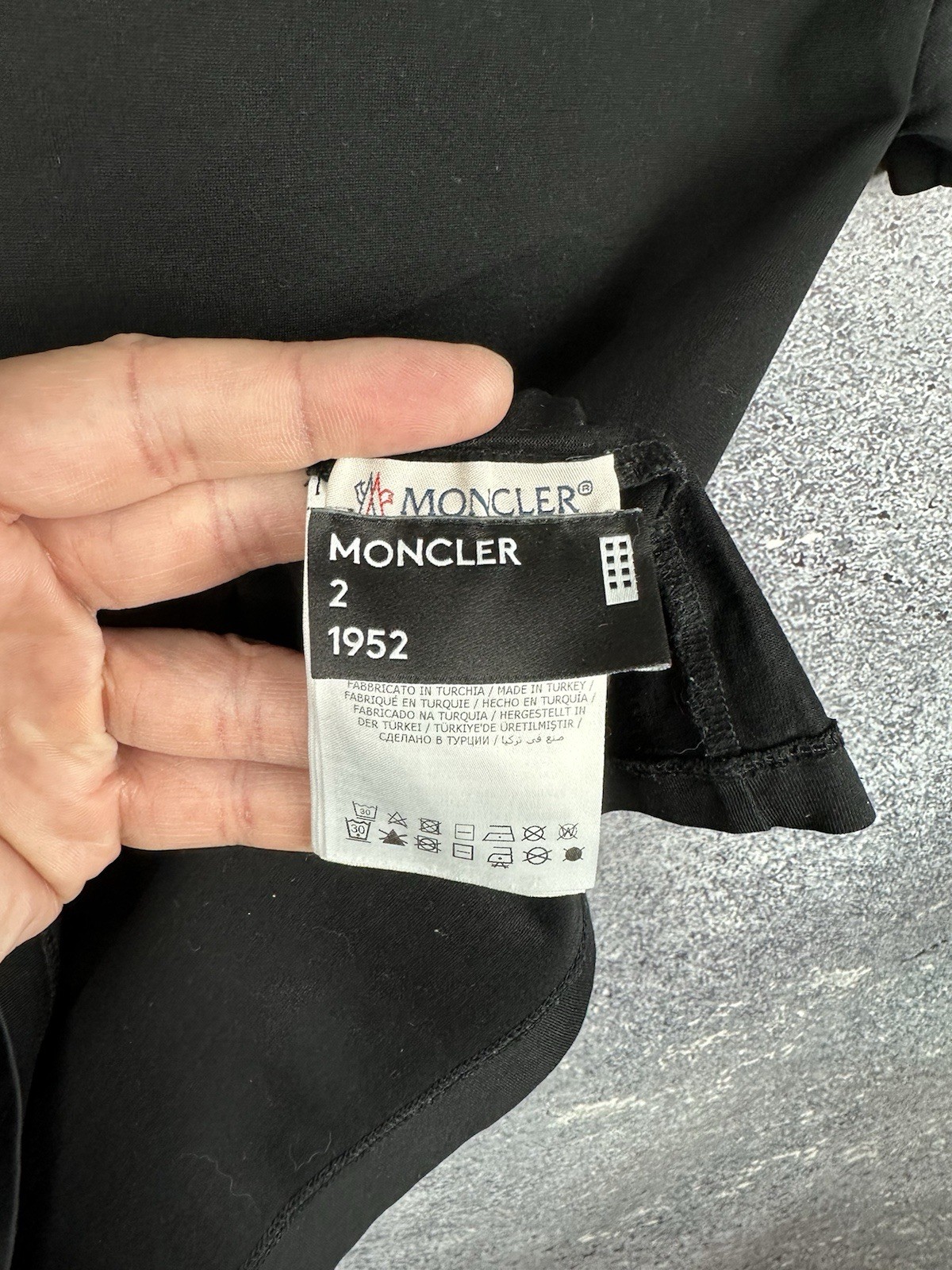 Moncler Big Logo Mens T Shirt Black Short Sleeve Cotton Luxury Spellout Tee S gallery