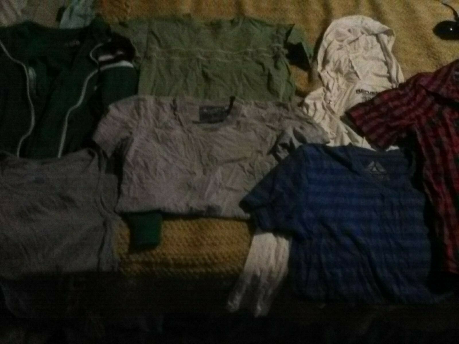 SHIRTS FOR SELL VARIOUS BRANDS SIZES PRICE AMOUNT see dscription for item detail