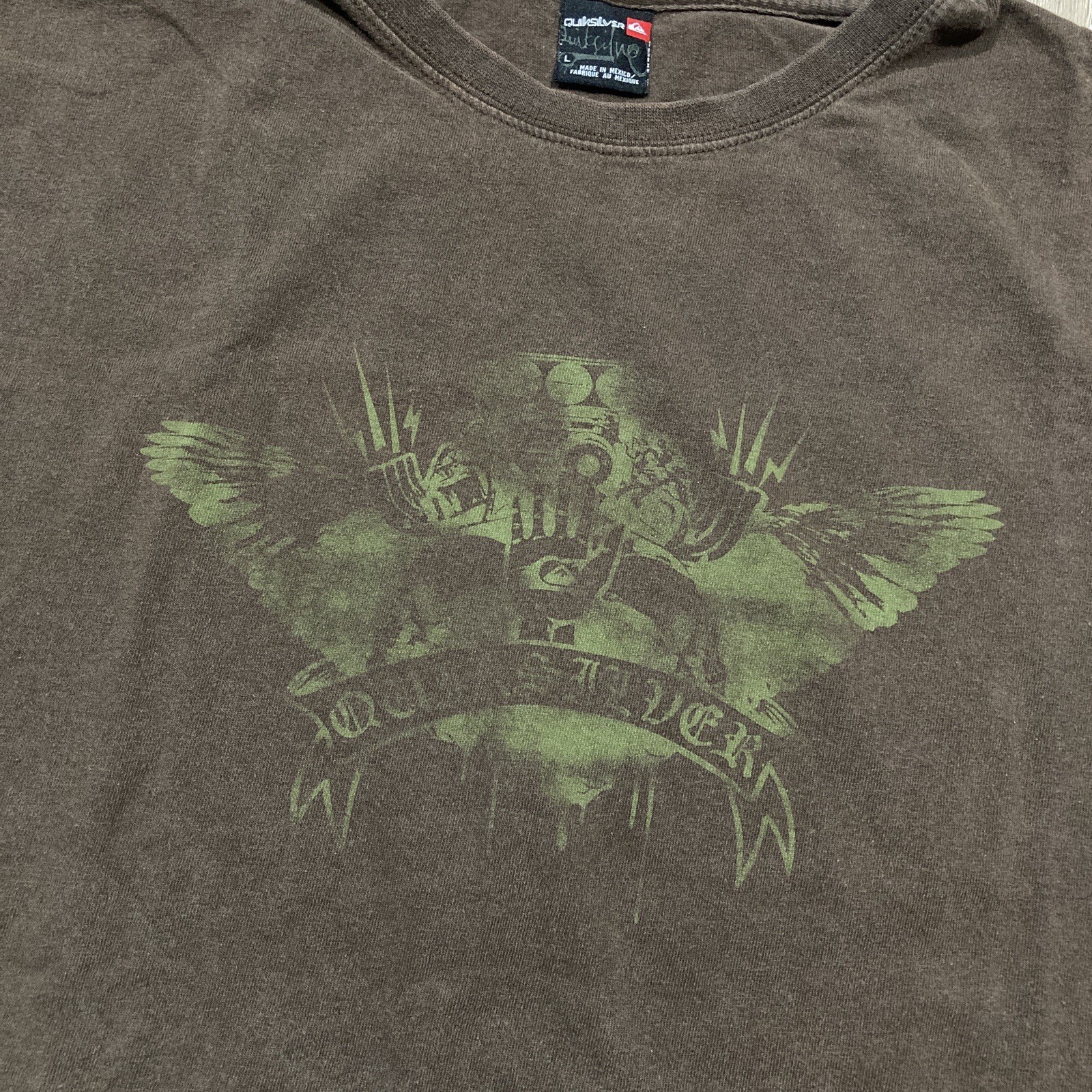 Quiksilver Shirt L 90s 00s Surfing Surf Skating Skater Skate Moth Butterfly Tee gallery