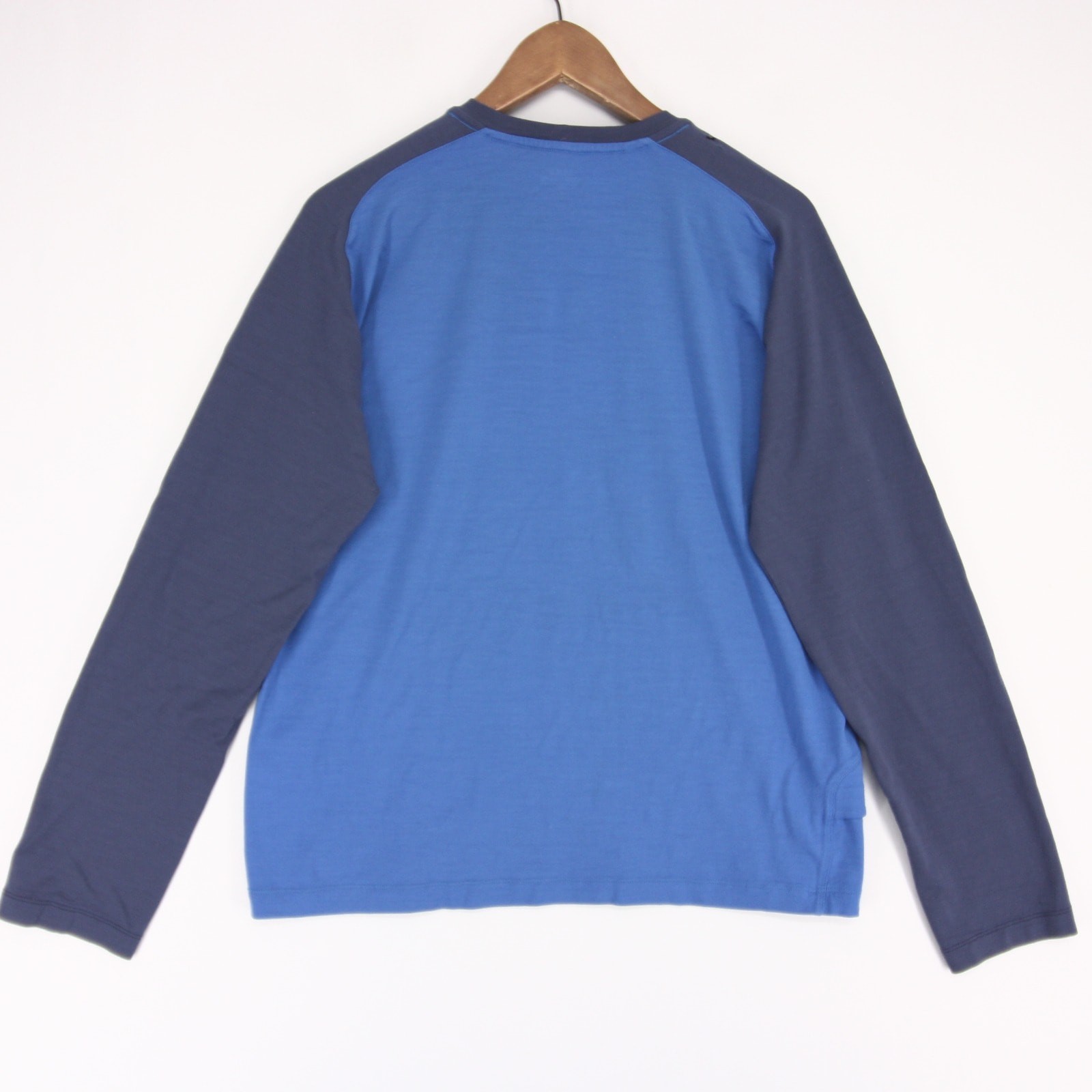 Icebreaker Superfinelite Shirt Mens L Blue Colorblock Raglan Long Sleeve Merino gallery