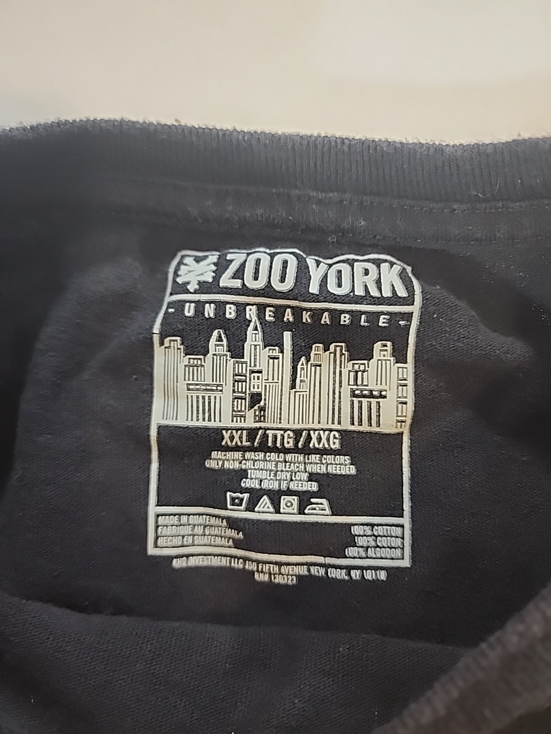 VTG Zoo York Unbreakable NYC Skyline Graphic Tee Black XXL Urban Streetwear Xmas gallery