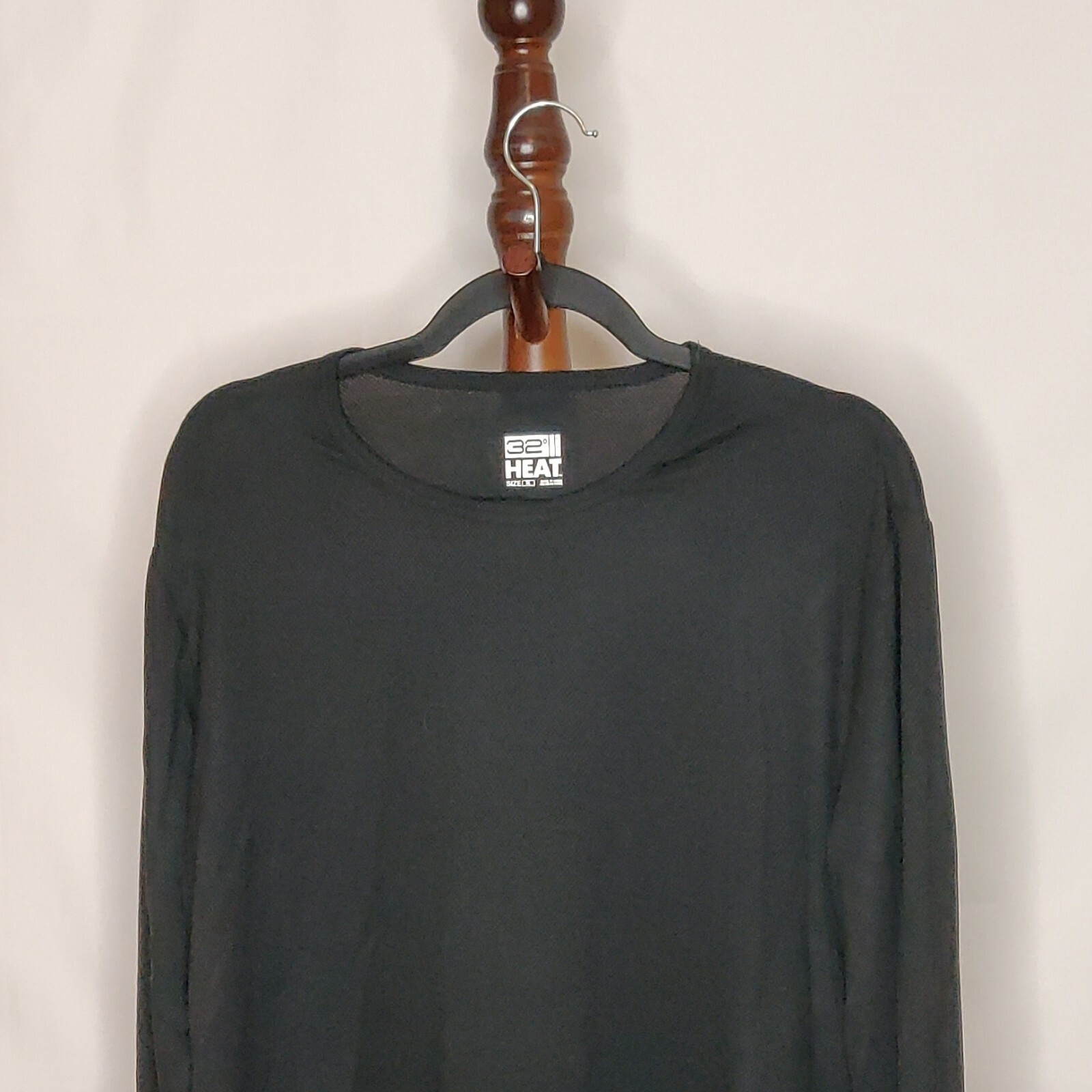 32 Degrees Heat size XL men's t-shirt black color crew neck long sleeves gallery